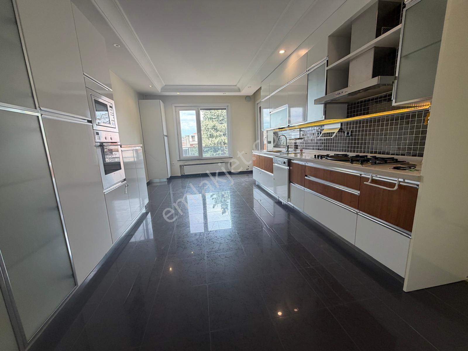 İstanbul House'dan Şenlikköy'de 7+2 Eşsiz Deniz Manzaralı Dublex - Görsel 9