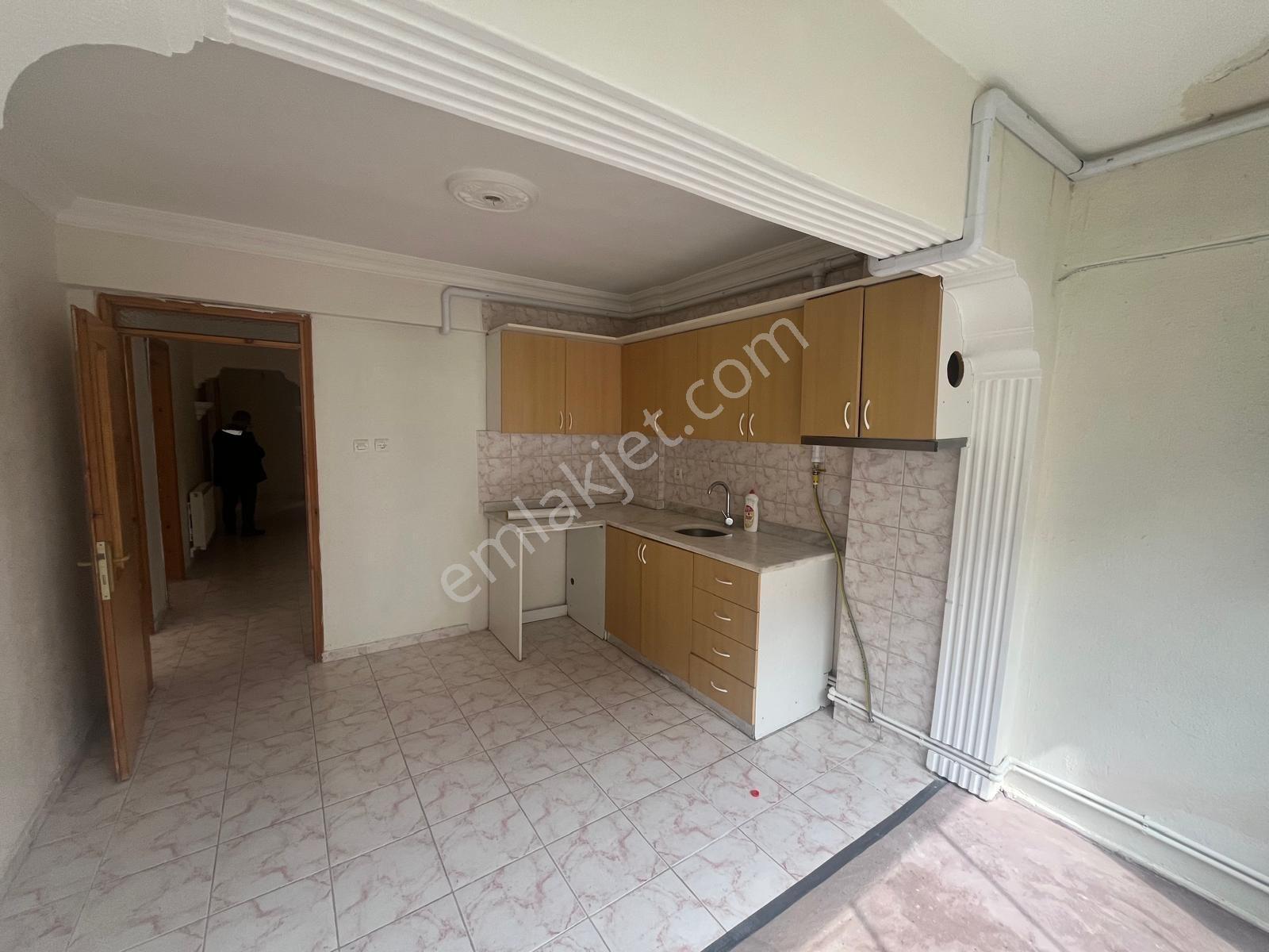 Doğalgazlı 3+1 Kiralık - Görsel 17