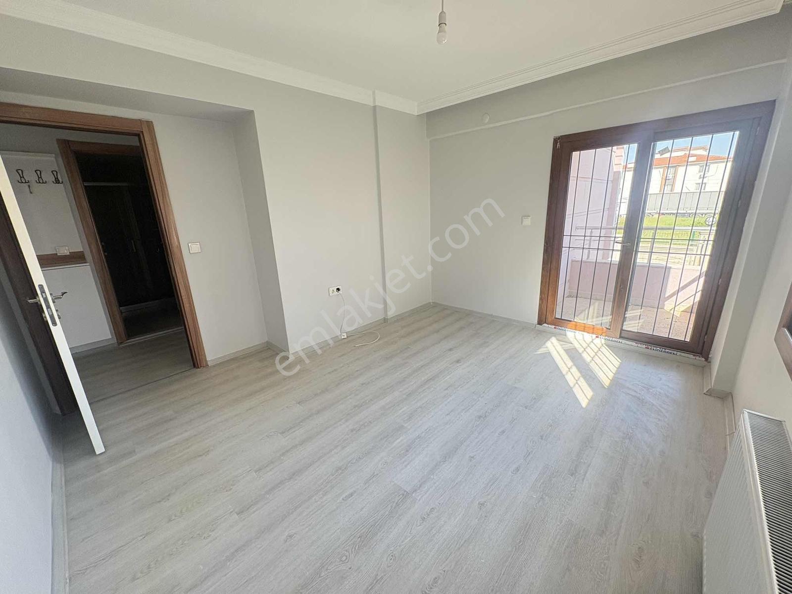 Site İçerisinde Merkezi Konumda D.gazlı Kiralık 2+1 - Görsel 9