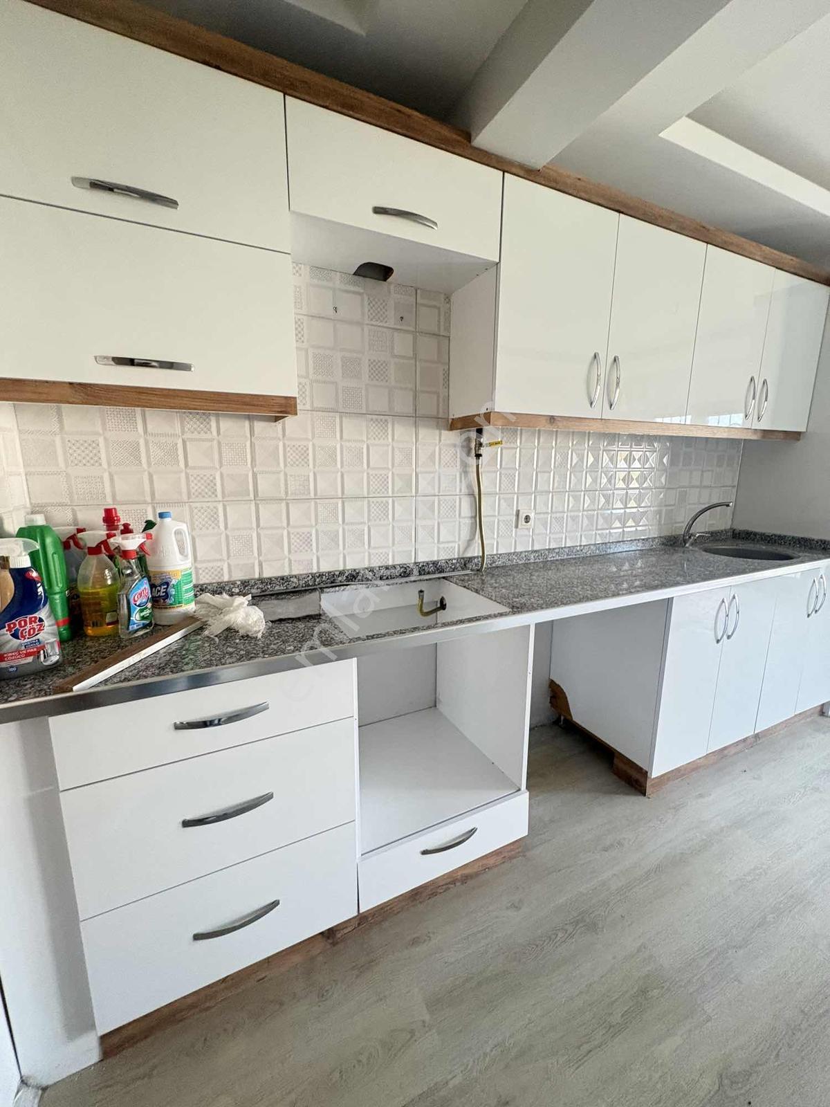 Site İçerisinde Merkezi Konumda D.gazlı Kiralık 2+1 - Görsel 23