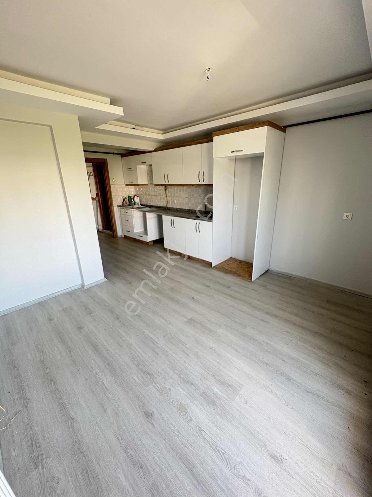 Site İçerisinde Merkezi Konumda D.gazlı Kiralık 2+1 - Görsel 28