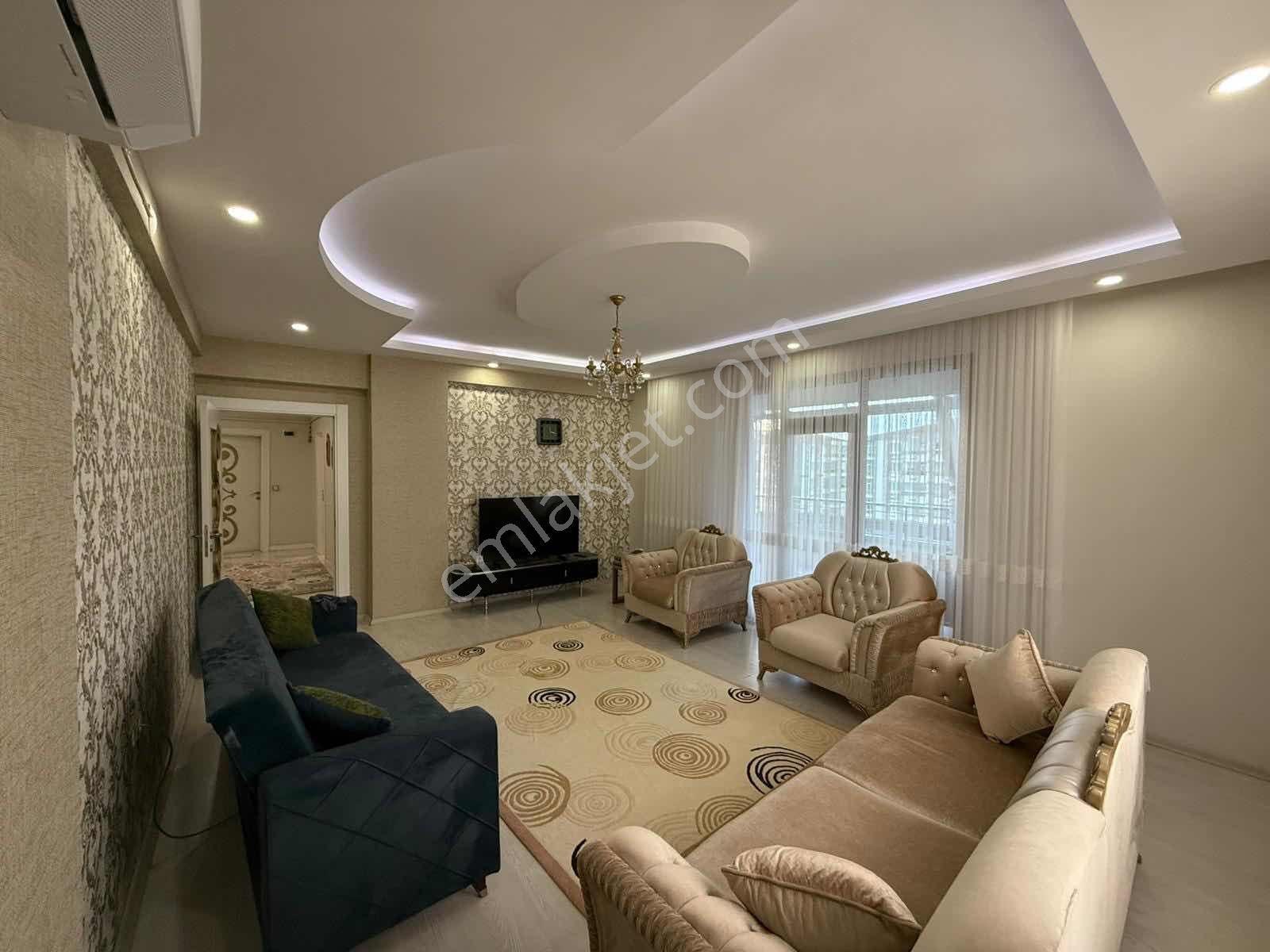 Bağcılar Aram Tigran Caddesi Üzeri 3+1 Lüks Daire - Görsel 11