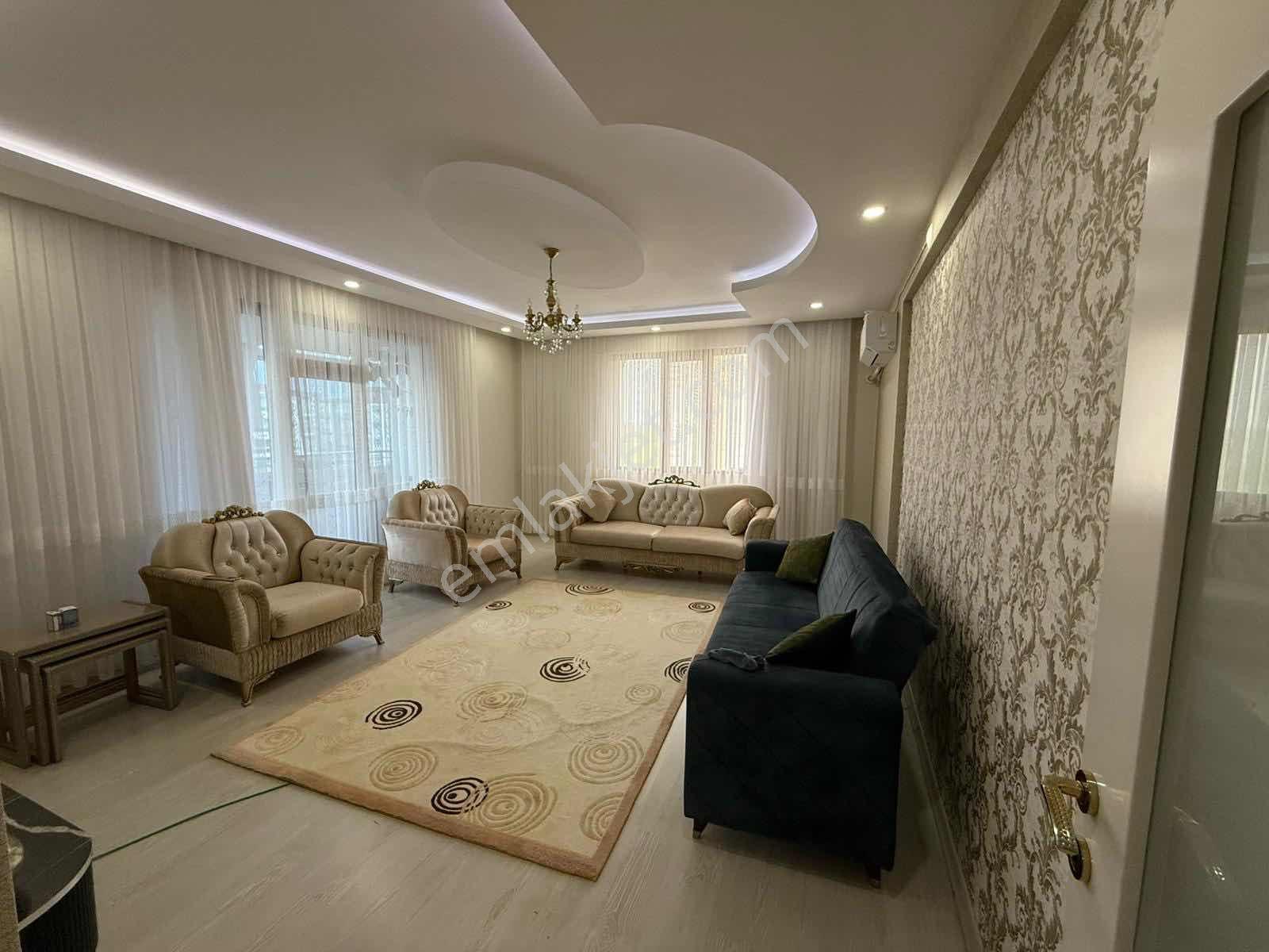 Bağcılar Aram Tigran Caddesi Üzeri 3+1 Lüks Daire - Görsel 17