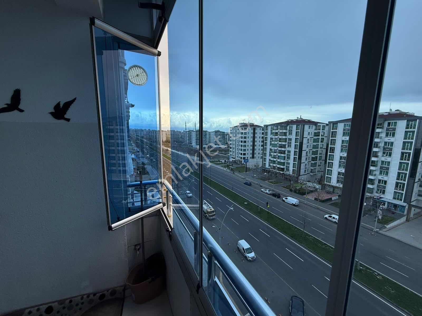 Bağcılar Aram Tigran Caddesi Üzeri 3+1 Lüks Daire - Görsel 6