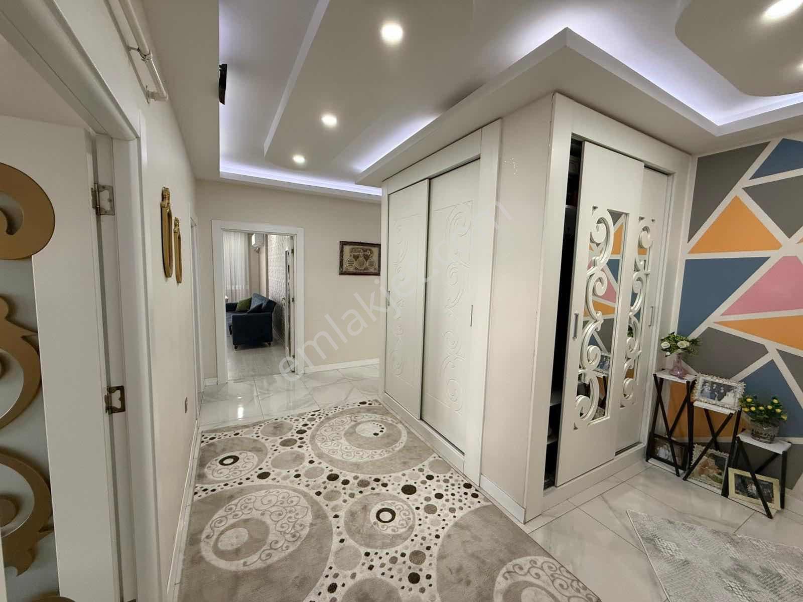 Bağcılar Aram Tigran Caddesi Üzeri 3+1 Lüks Daire - Görsel 22