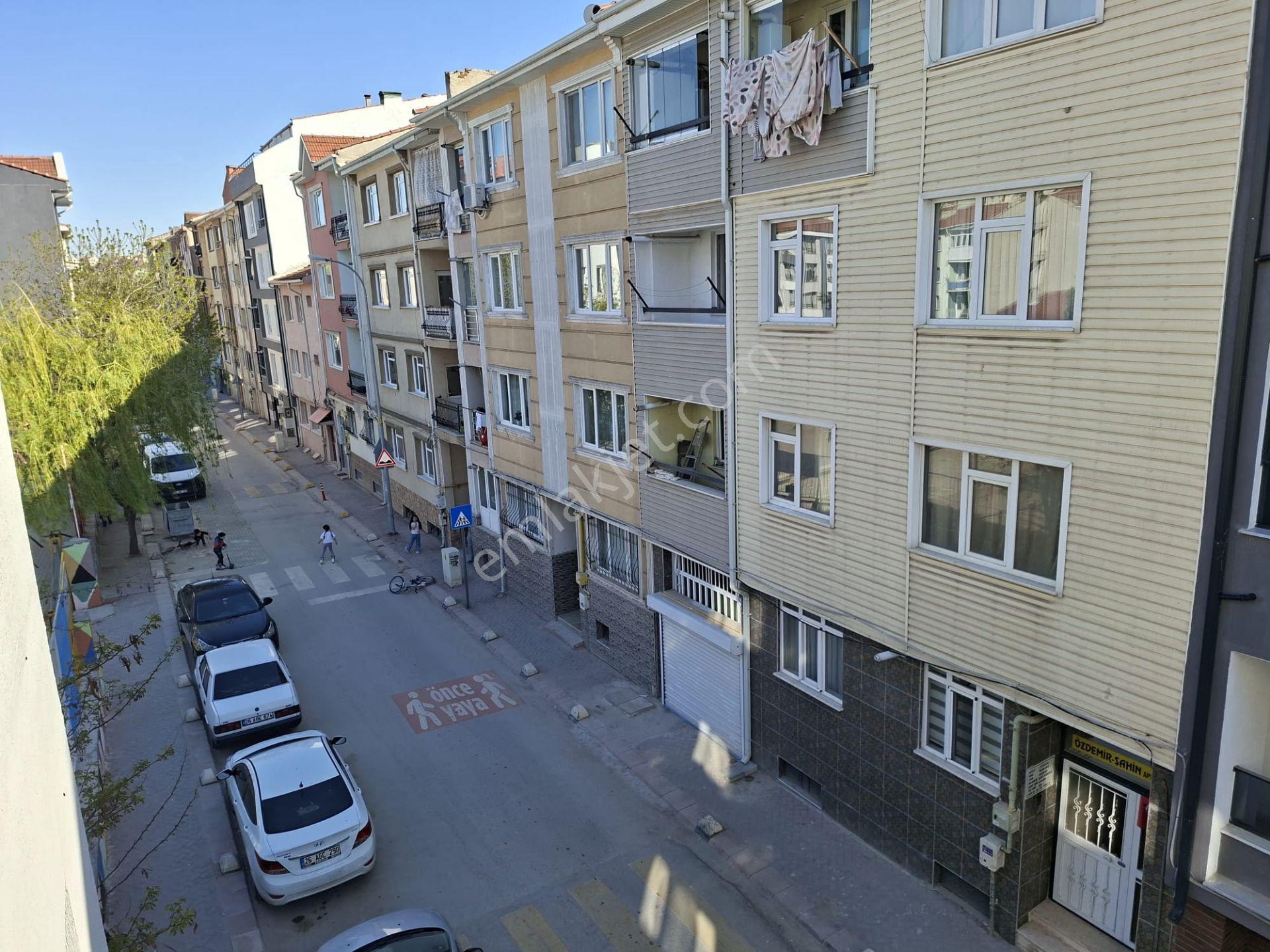 Recep Ümit Emlak'tan Ömerağa Mahallesinde Gazi Yakup Satar Caddesi Yanında Satılık 3+1 Arakat Daire - Görsel 35