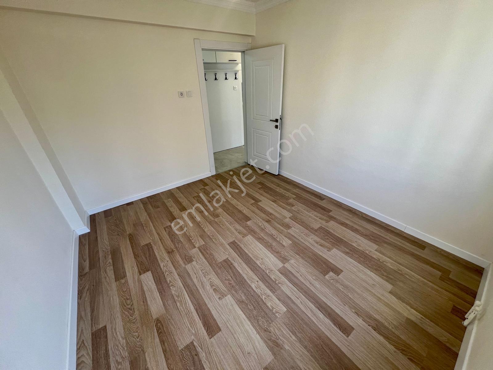 Aras Emlaktan Akçay Merkezde Masrafsız 2+1 Ara Kat Daire - Görsel 14