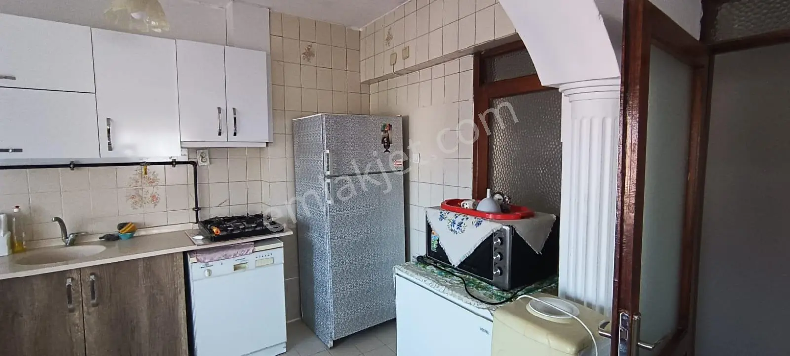 Ender Uysal Gayrimenkulden Mehmetçik Mahallesin De 3+1 Kiralık Balkonlu Daire..