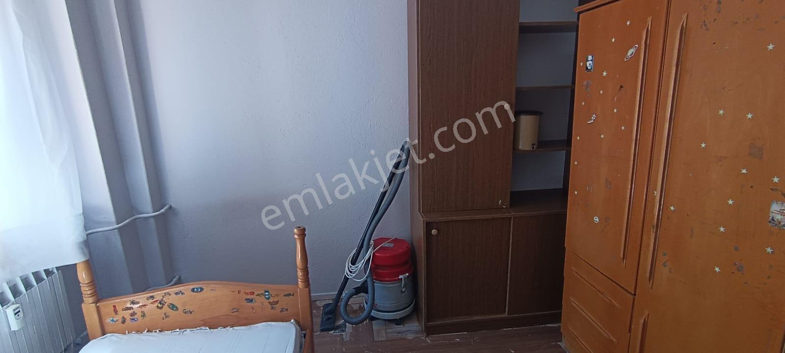 Ender Uysal Gayrimenkulden Mehmetçik Mahallesin De 3+1 Kiralık Balkonlu Daire.. - Görsel 8