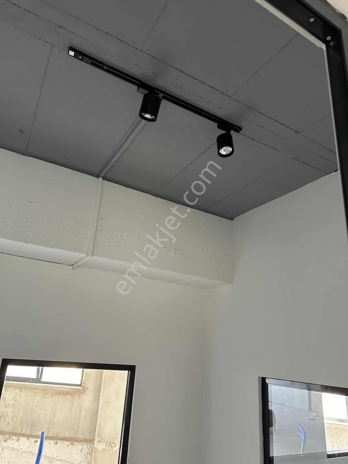 Zafer Mah. 470 M² 2 Katlı 3 Adet Ofis Mevcut - Görsel 11