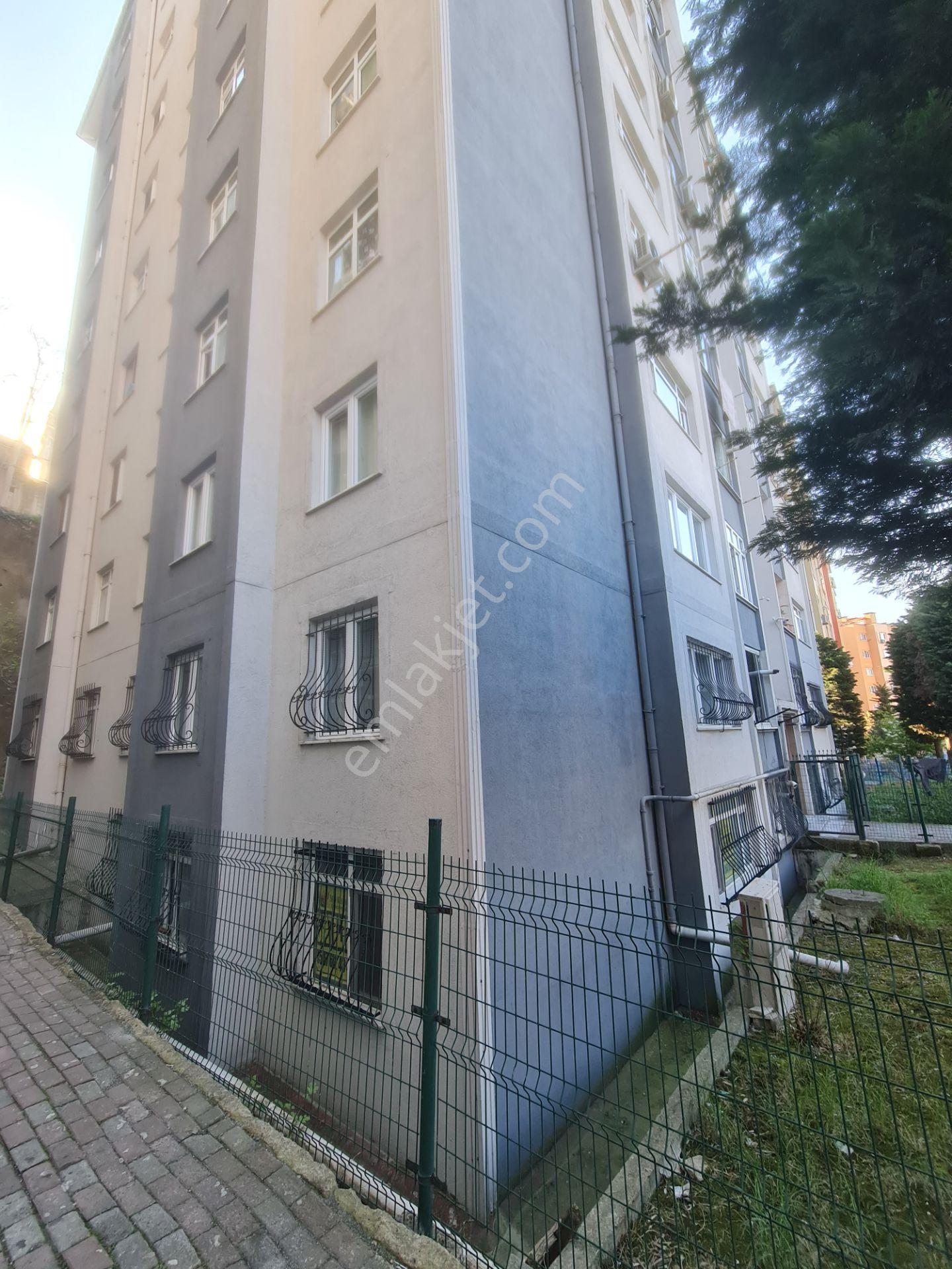 Eyüpsultan Güzeltepe'de Satılık 3+1 Daire Bahçe Katı - Görsel 18