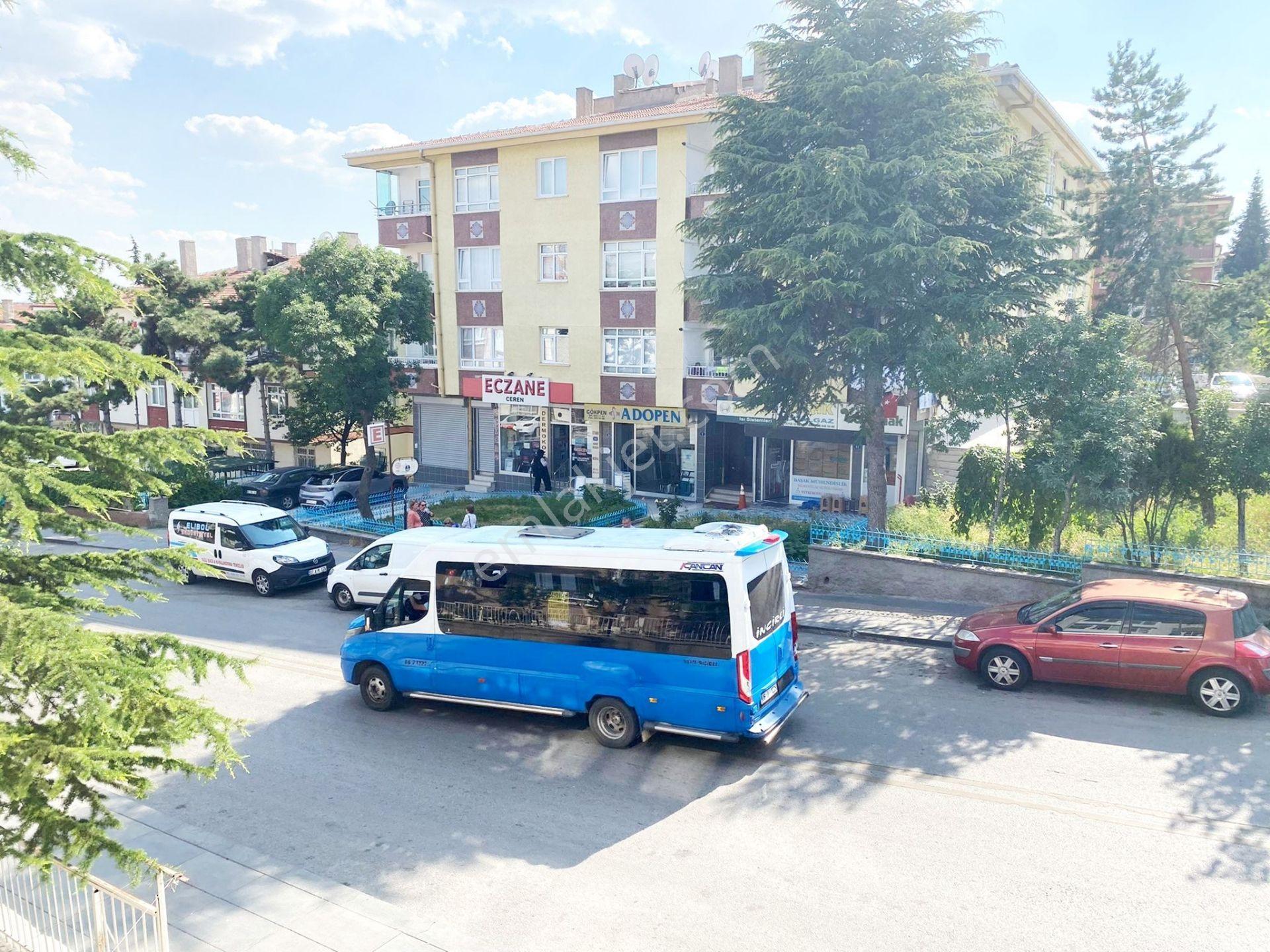 ( Sadece Memura) Uzman Emlak'dan İncirli Mh'de Refik Saydam Cadde Üzerinde Isı Yalıtımlı 3+1 Daire - Görsel 23