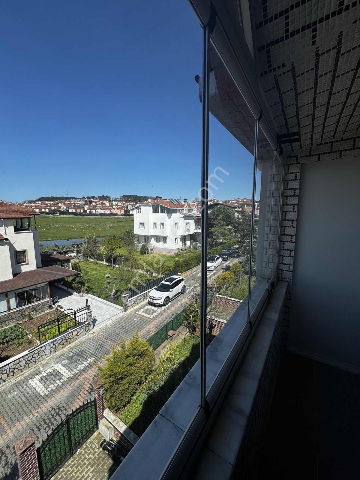 Arnavutkoy Bolluca Site İçerisinde 500mt2 Kiralık Villa - Görsel 34