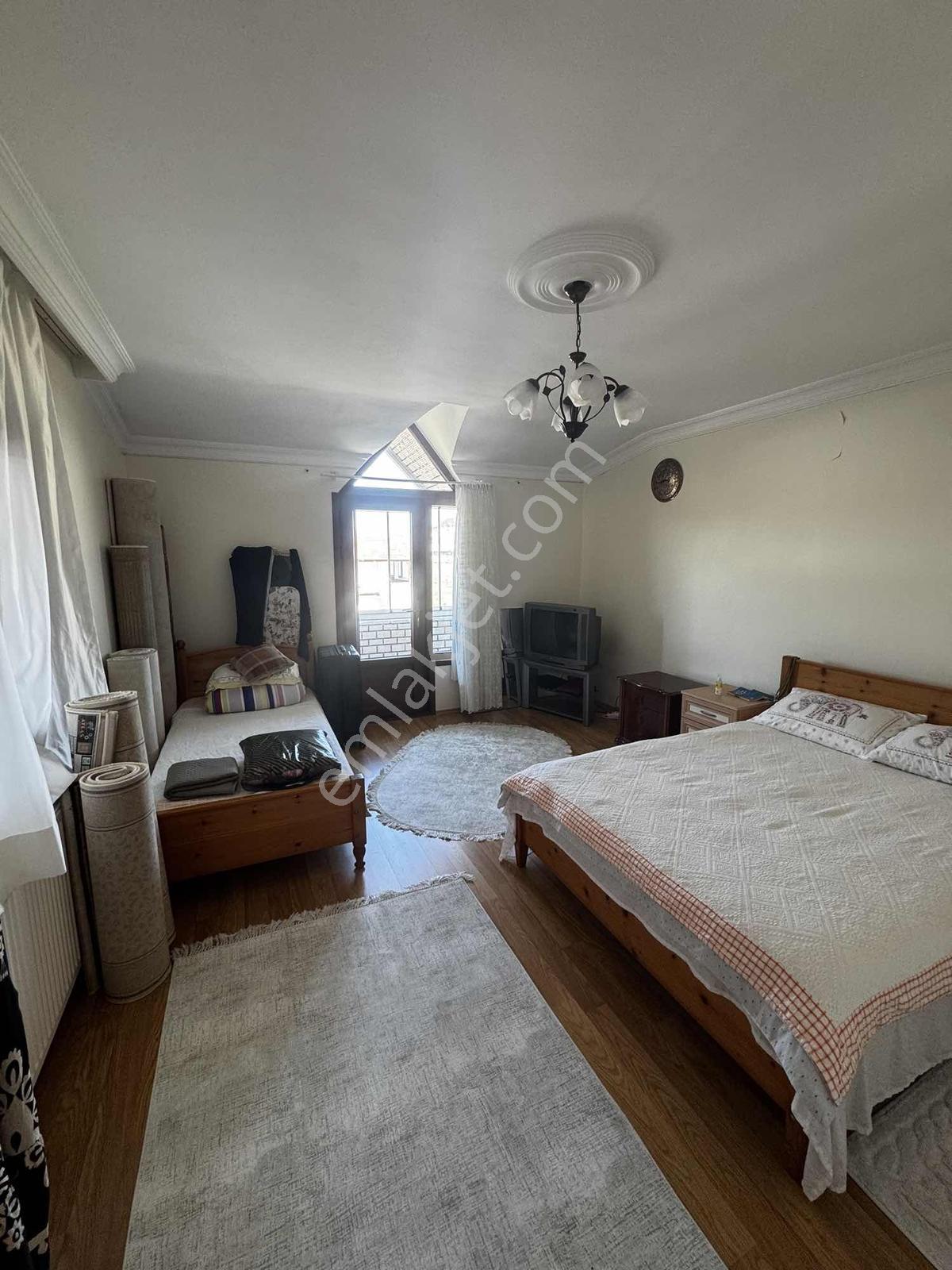 Arnavutkoy Bolluca Site İçerisinde 500mt2 Kiralık Villa - Görsel 4
