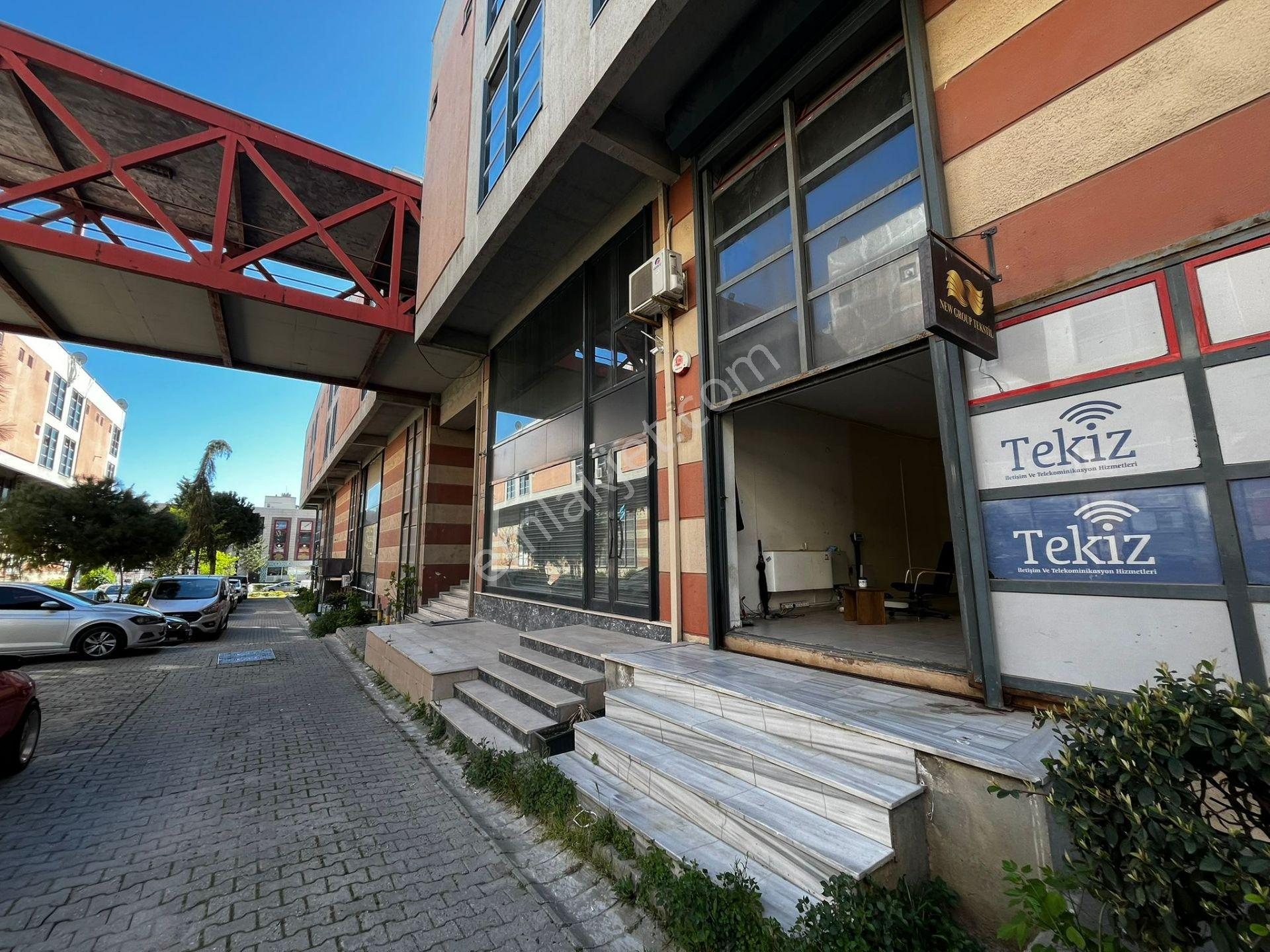 Merkezi Konumda Yük İndir Bindire Uygun 180 M² Kiralık İş Yeri