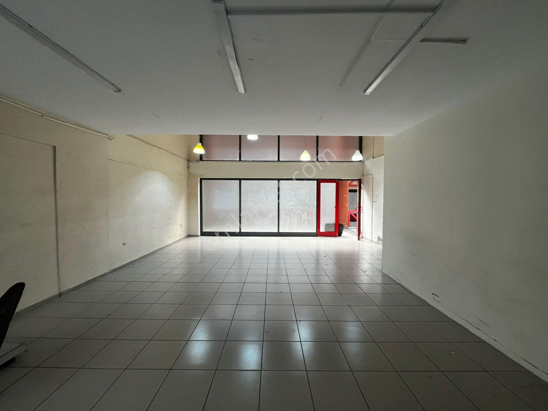 Merkezi Konumda Yük İndir Bindire Uygun 180 M² Kiralık İş Yeri - Görsel 19