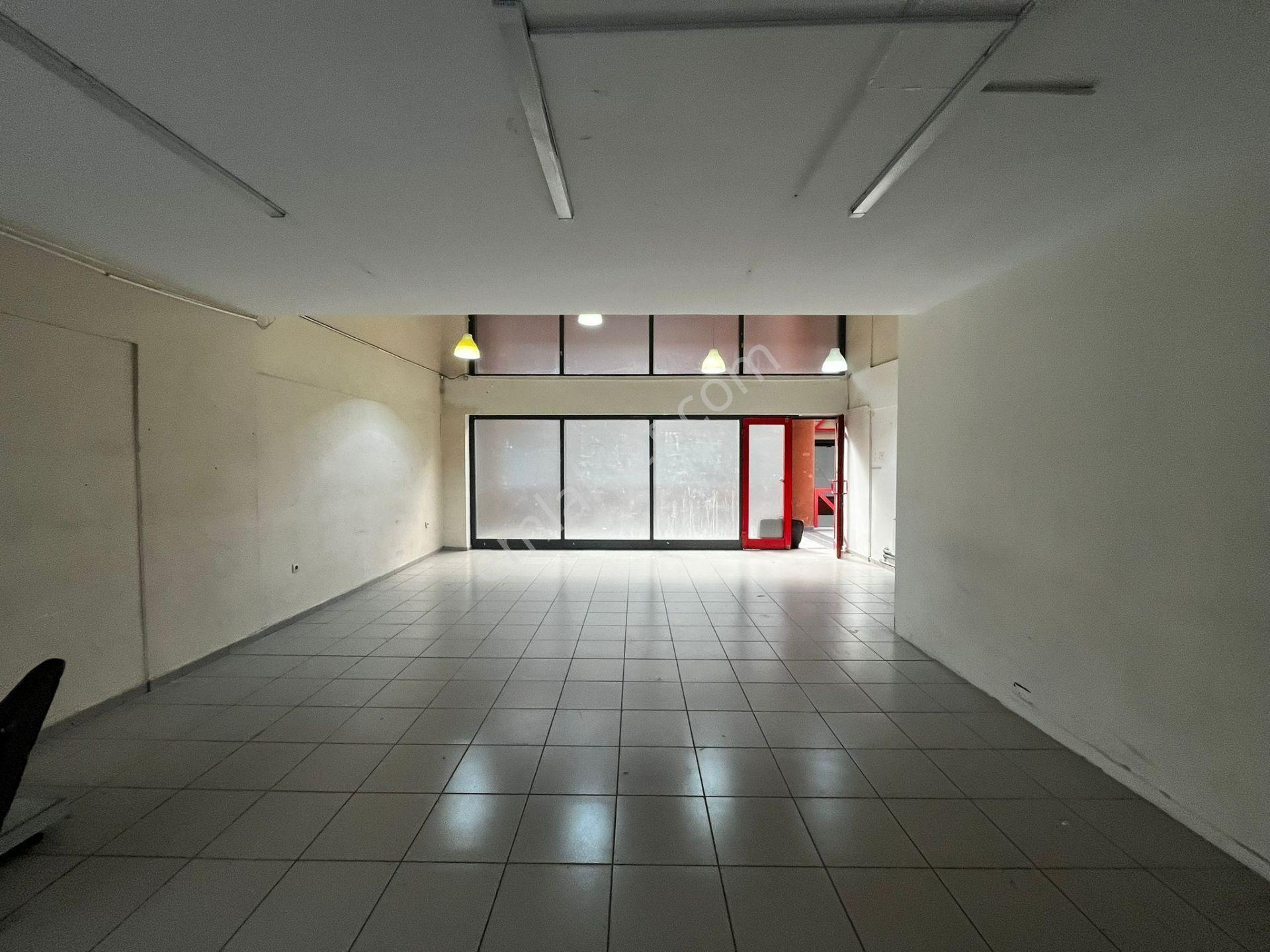Merkezi Konumda Yük İndir Bindire Uygun 180 M² Kiralık İş Yeri - Görsel 9