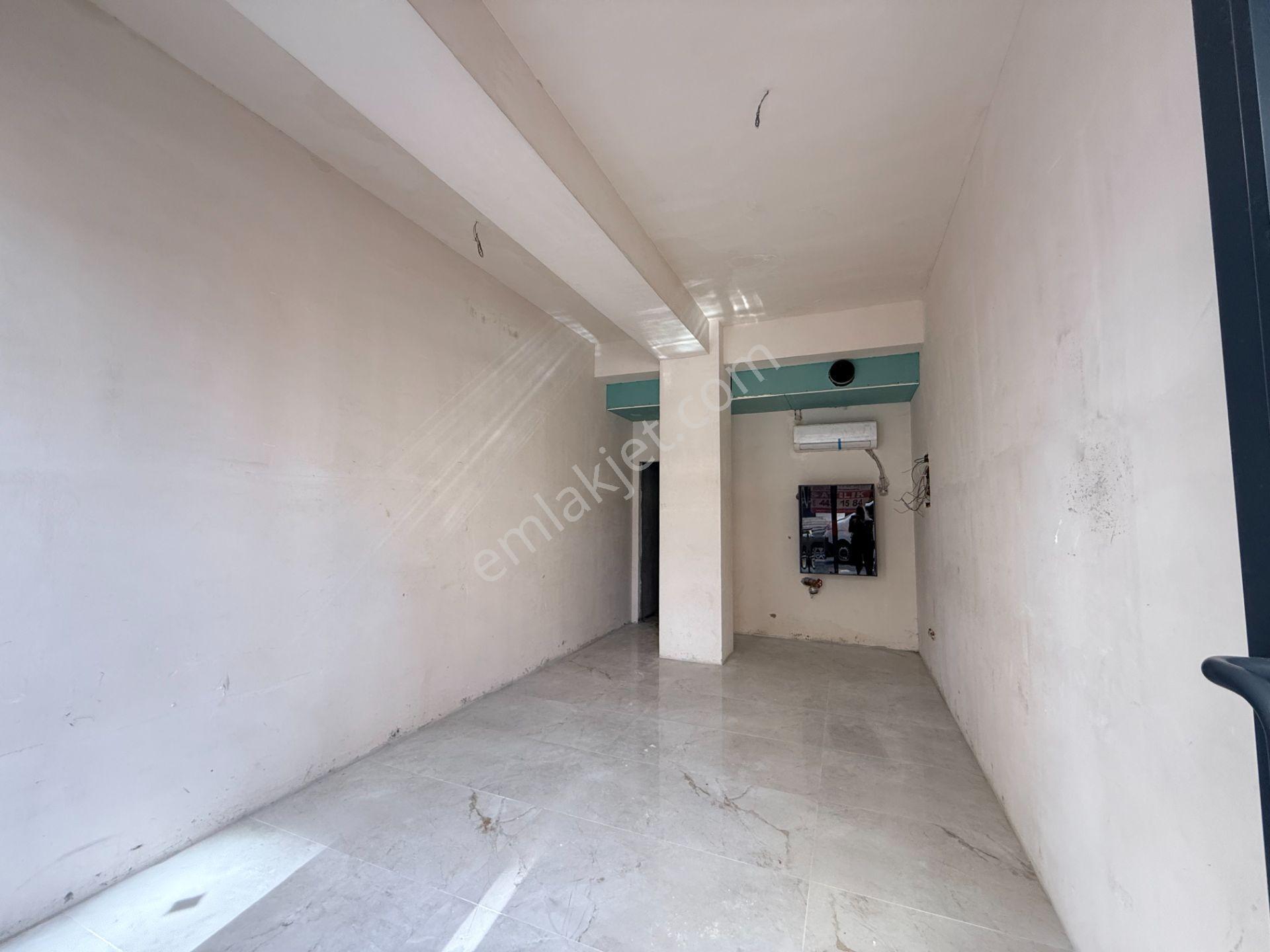 Kuyubaşı Minibüs Cad.paralel 60.000 Getirili 42m2 Satılık Dükkan - Görsel 3