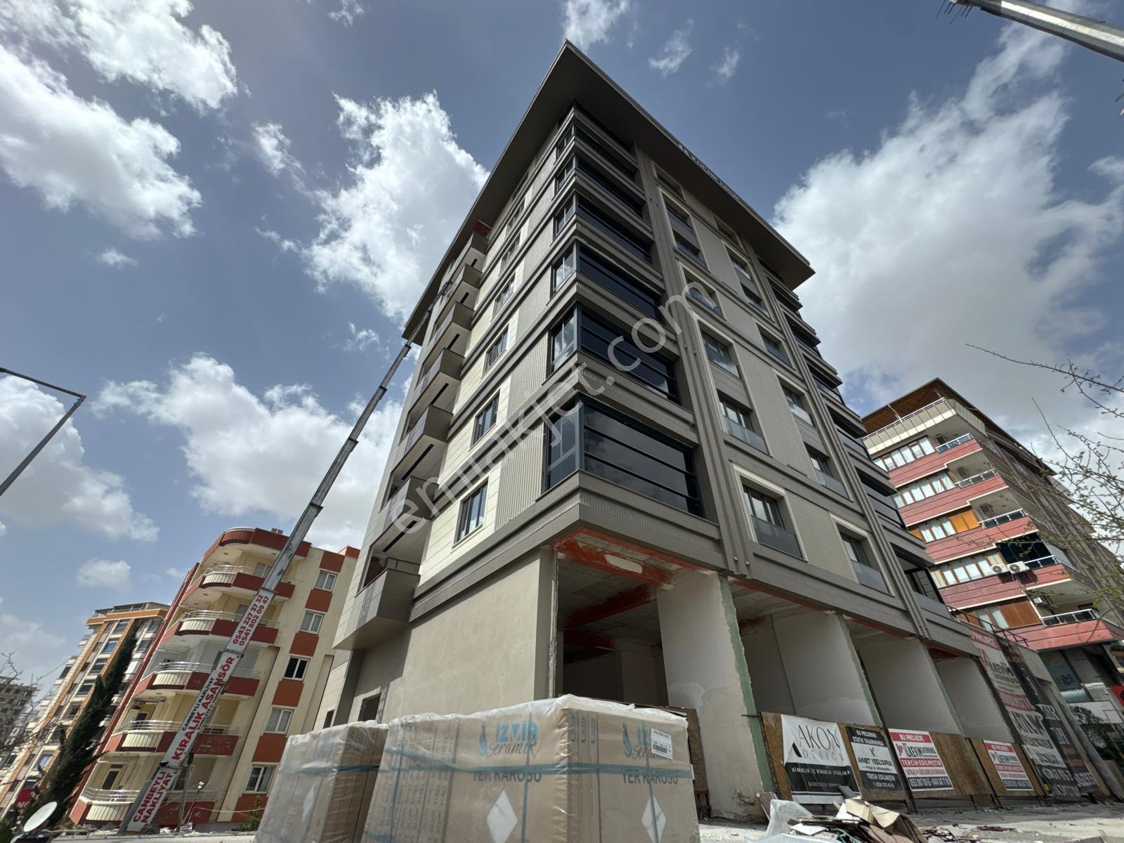 World İlkevim'den 35 Mt Cadde Üzeri Lüks Satılık Sıfır Dükkan - Görsel 8