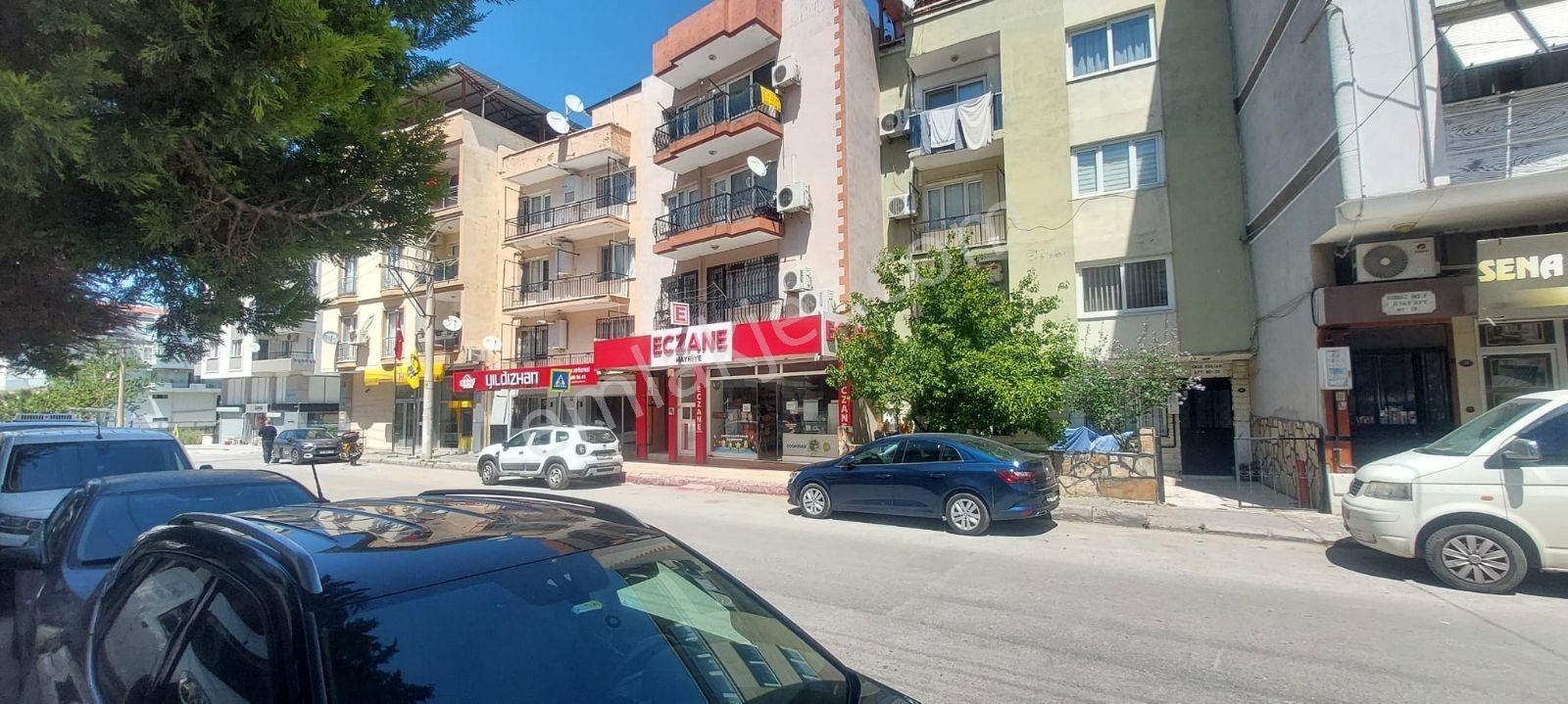 Buca Yenigün Mahallesinde Kiralık Bakımlı Daire - Görsel 15