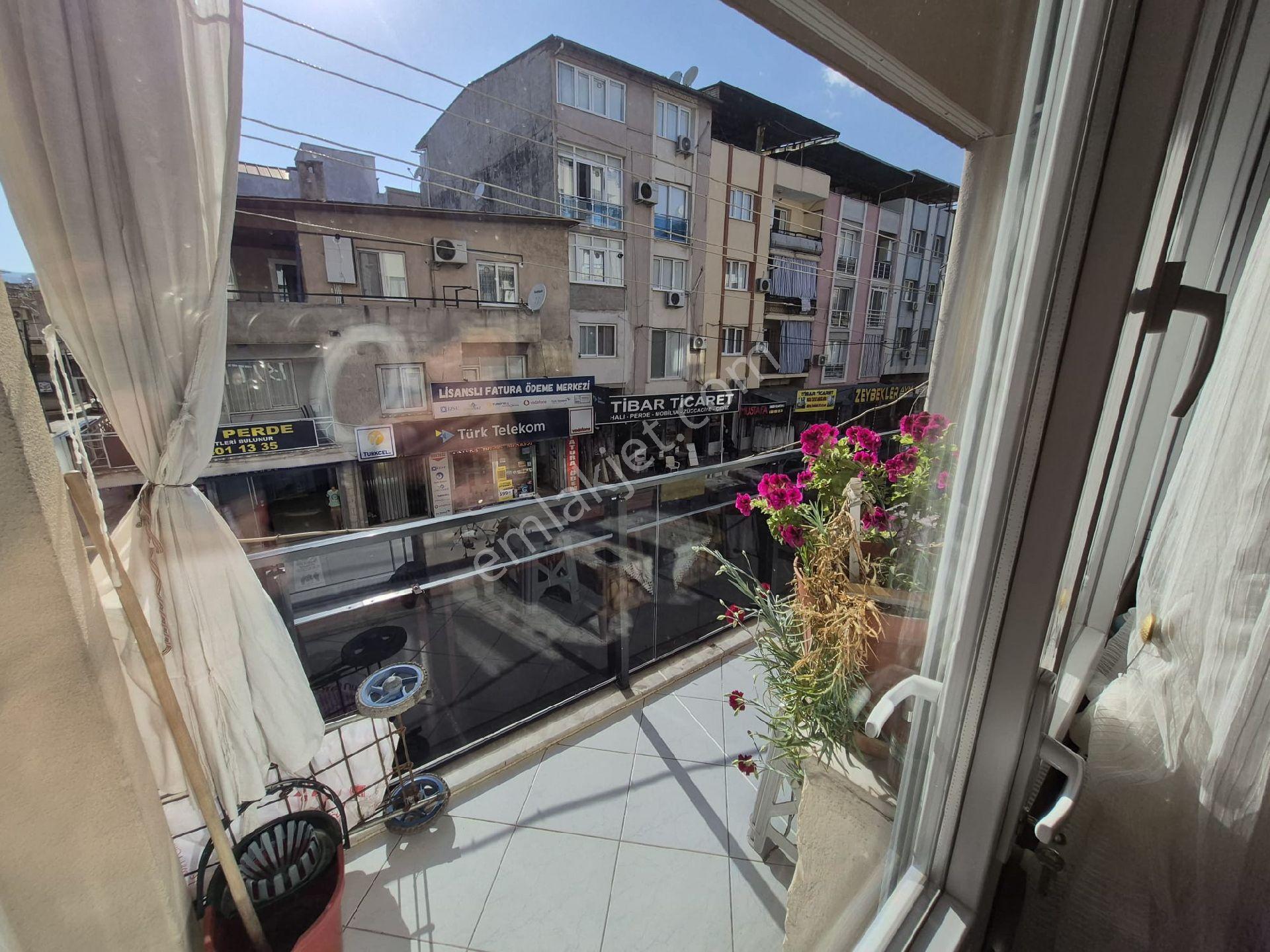 Buca Yeşilbağlar'da Da Cadde Üzerinde Satılık - Görsel 22