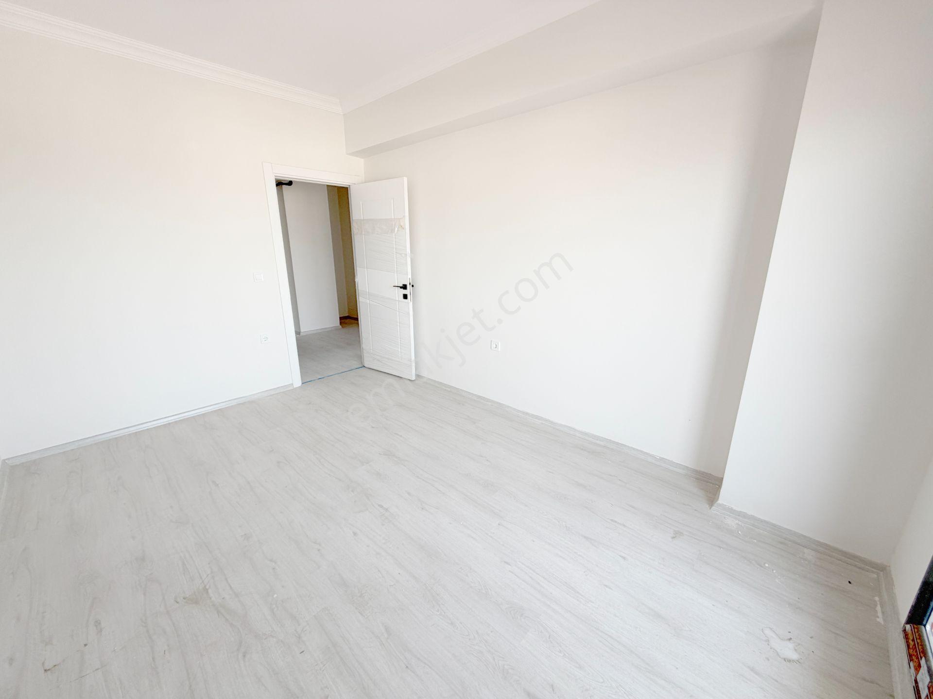 Menemen Ulukent'te Havuzlu Sitede Satılık 3+1 Daire - Görsel 12