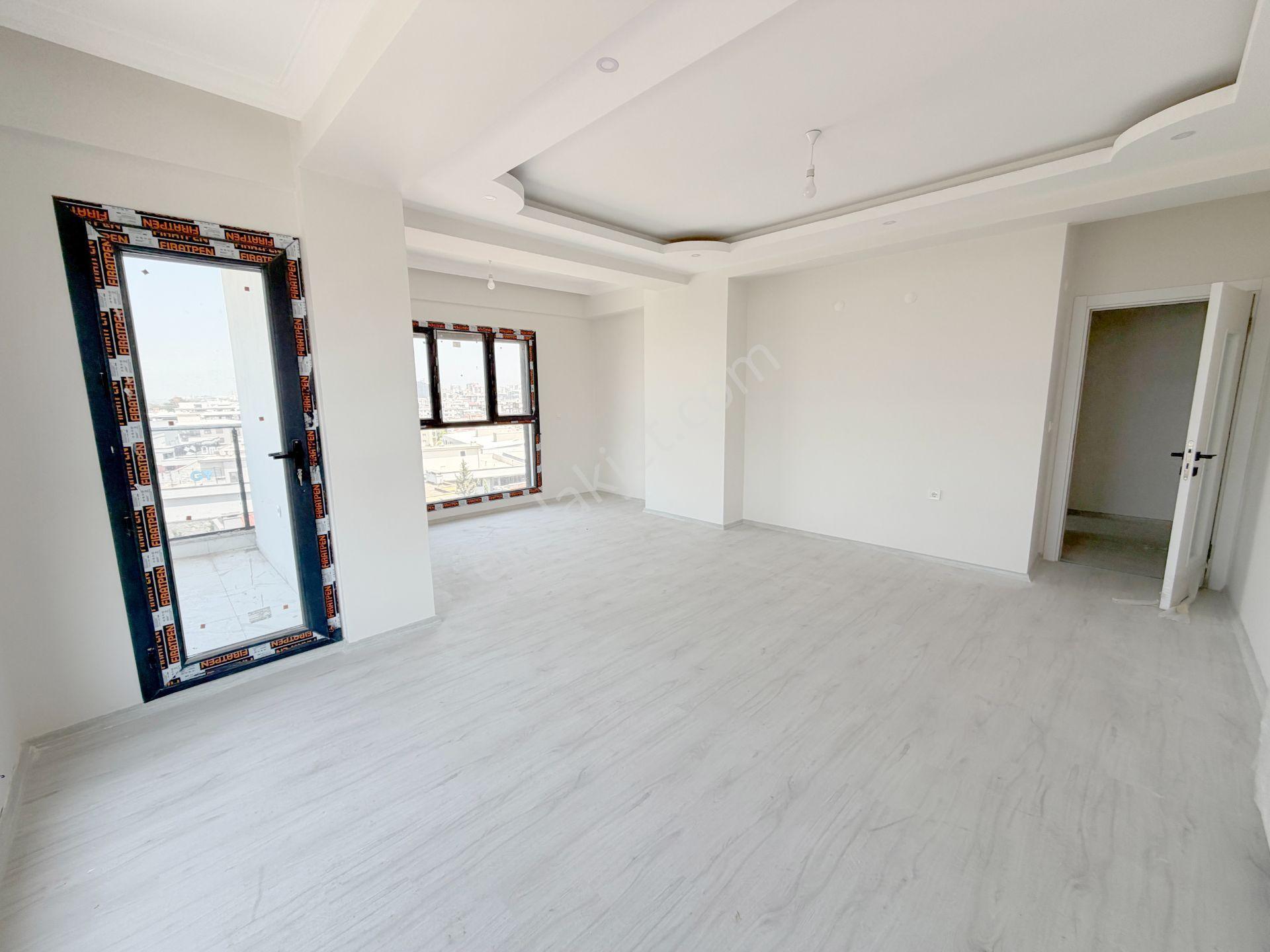 Menemen Ulukent'te Havuzlu Sitede Satılık 3+1 Daire - Görsel 2