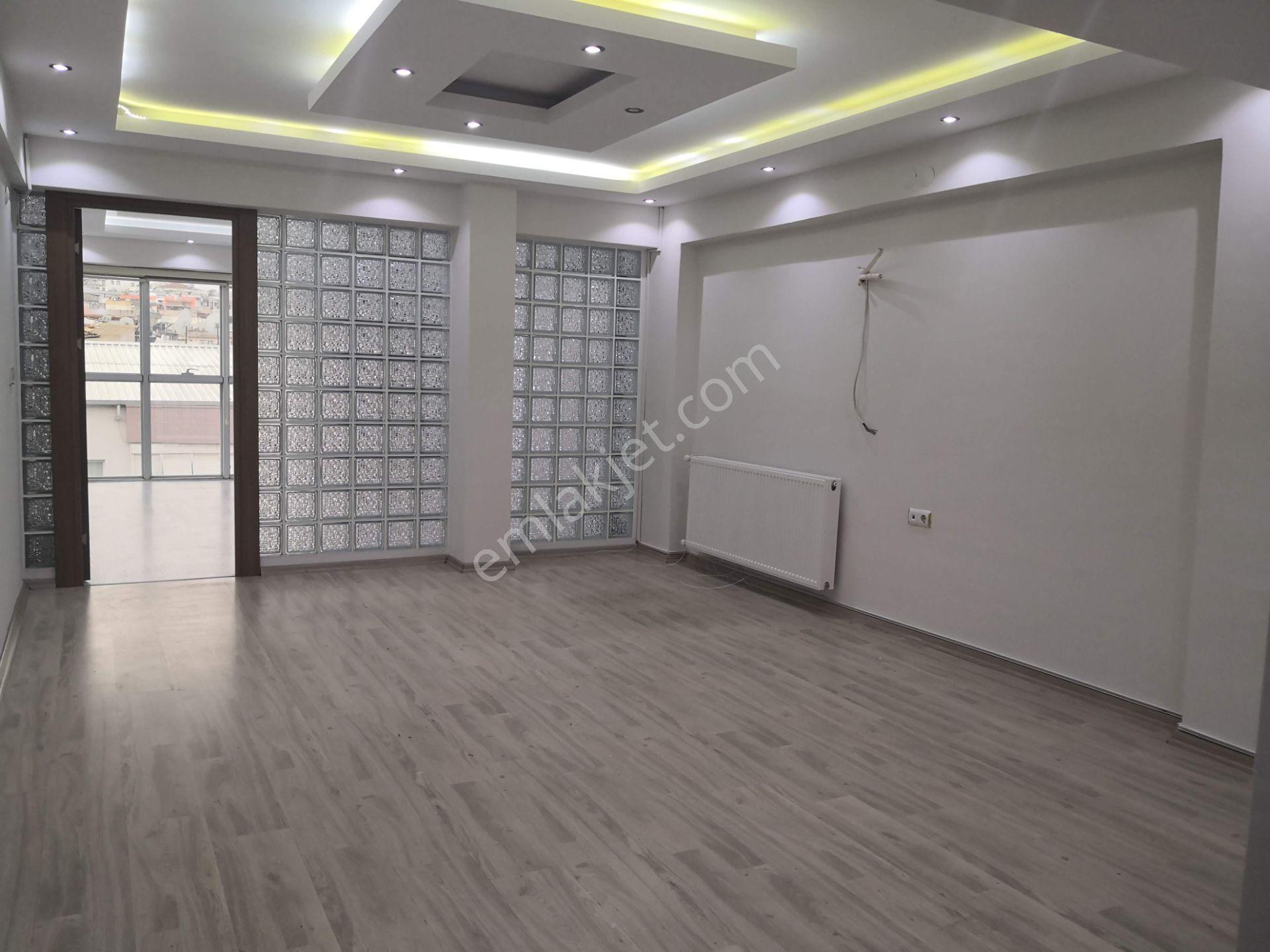 Bülent Ateşci'den Hükümet Caddesinde 80 M2 Ofis - Görsel 3