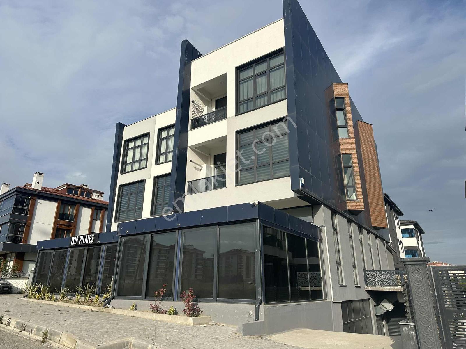 Rumeli Mahallesi'nde Bülent Ecevit Yakını 1+1 Kiralık Daire - Görsel 18