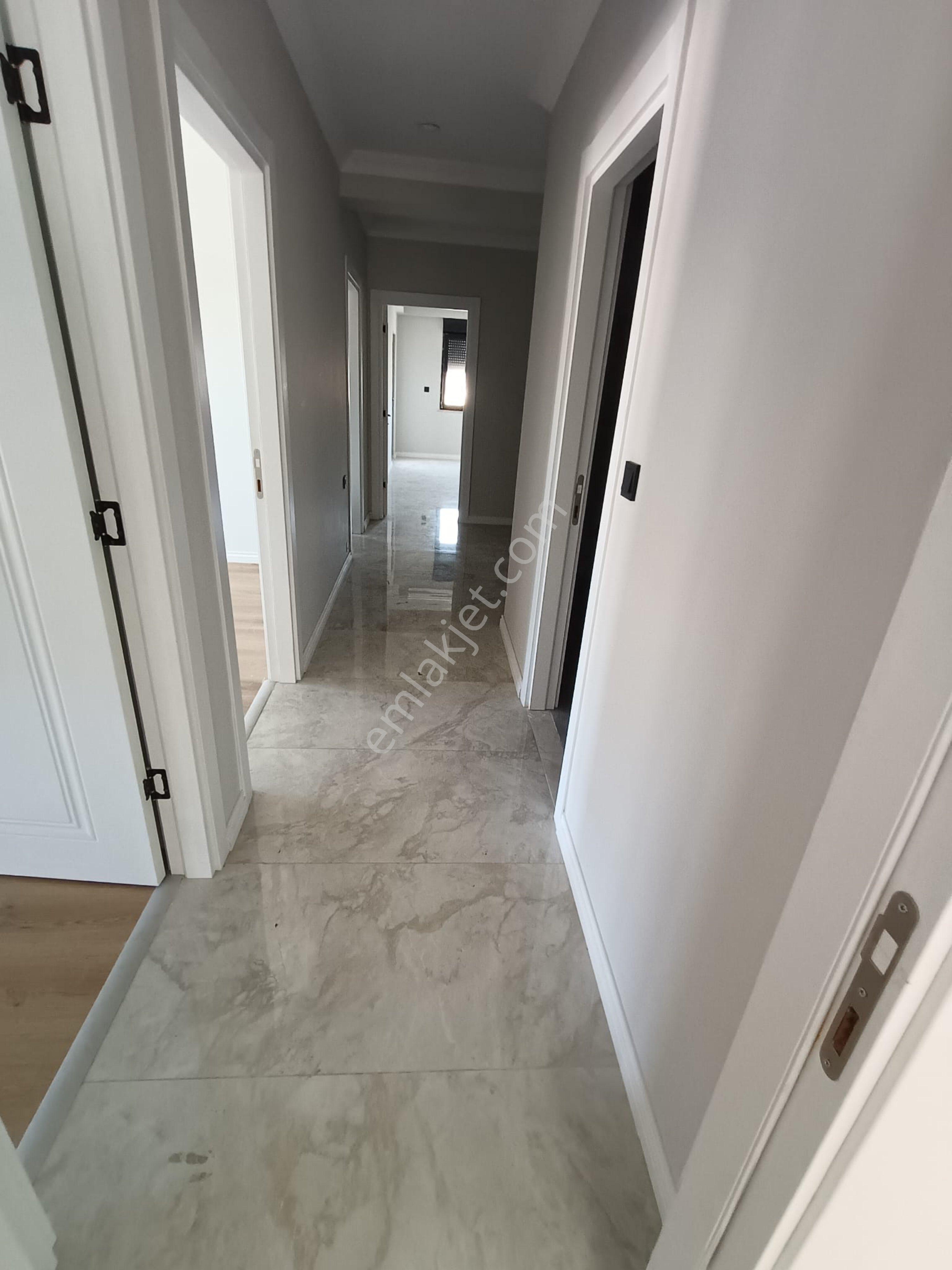 Mt Emlak'ta Tuzla İstasyon Mahallesi'nde Kiralık 3+1 Daire - Görsel 21