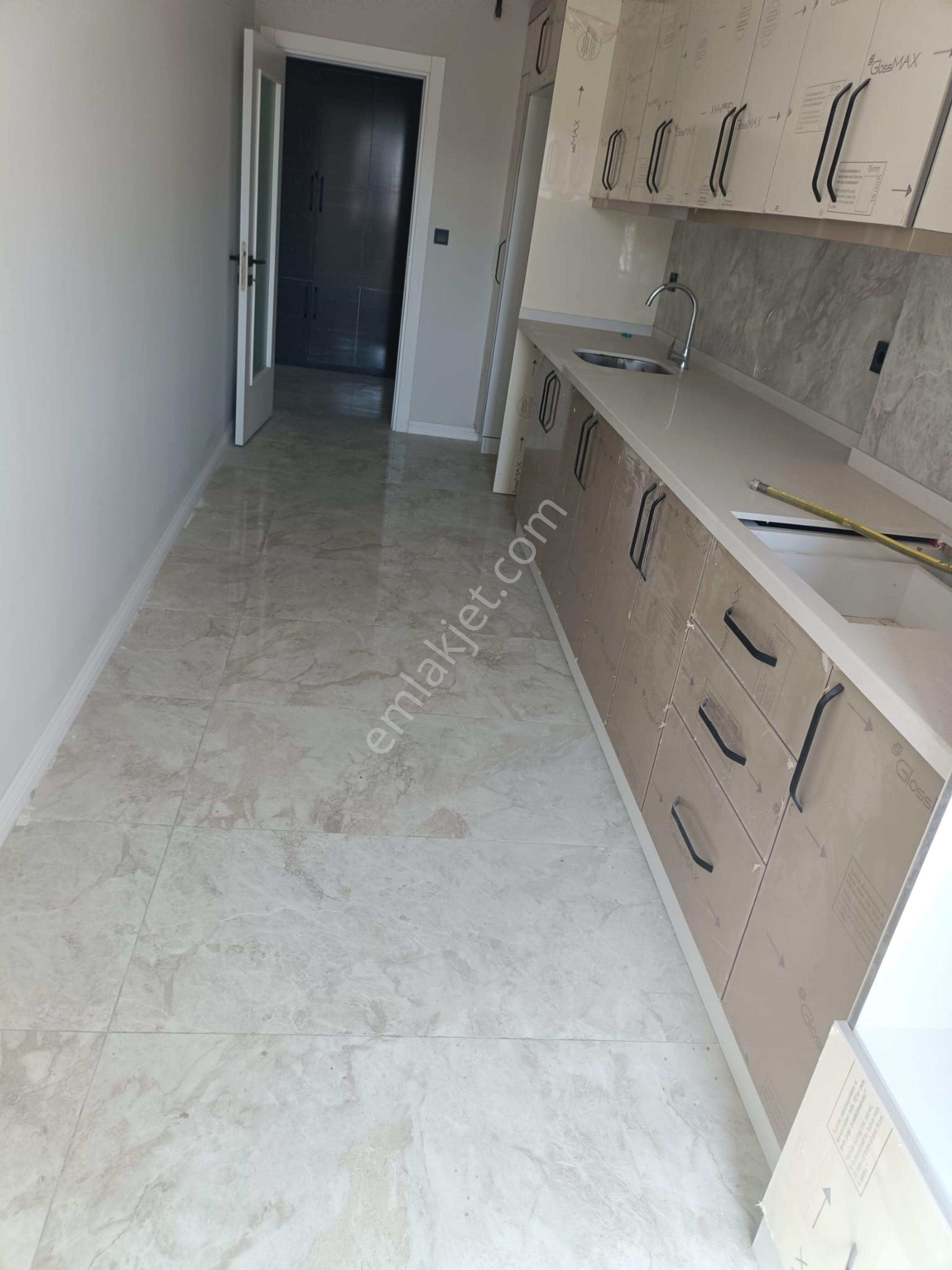 Mt Emlak'ta Tuzla İstasyon Mahallesi'nde Kiralık 3+1 Daire - Görsel 24