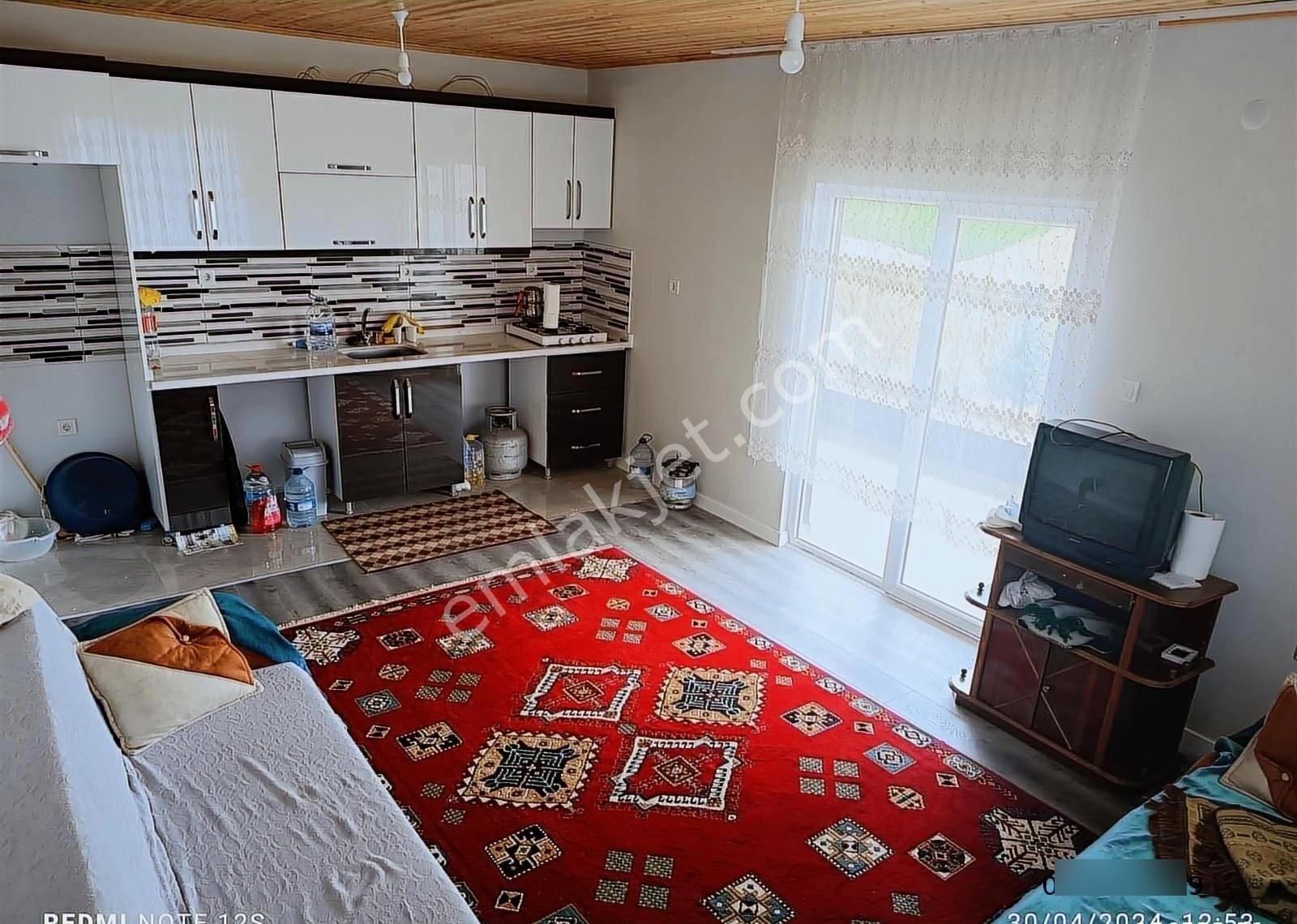 Kayı Mahallesinde Konumu Çok Güzel Ana Yola 1.3km 2 Katlı Villa - Görsel 21