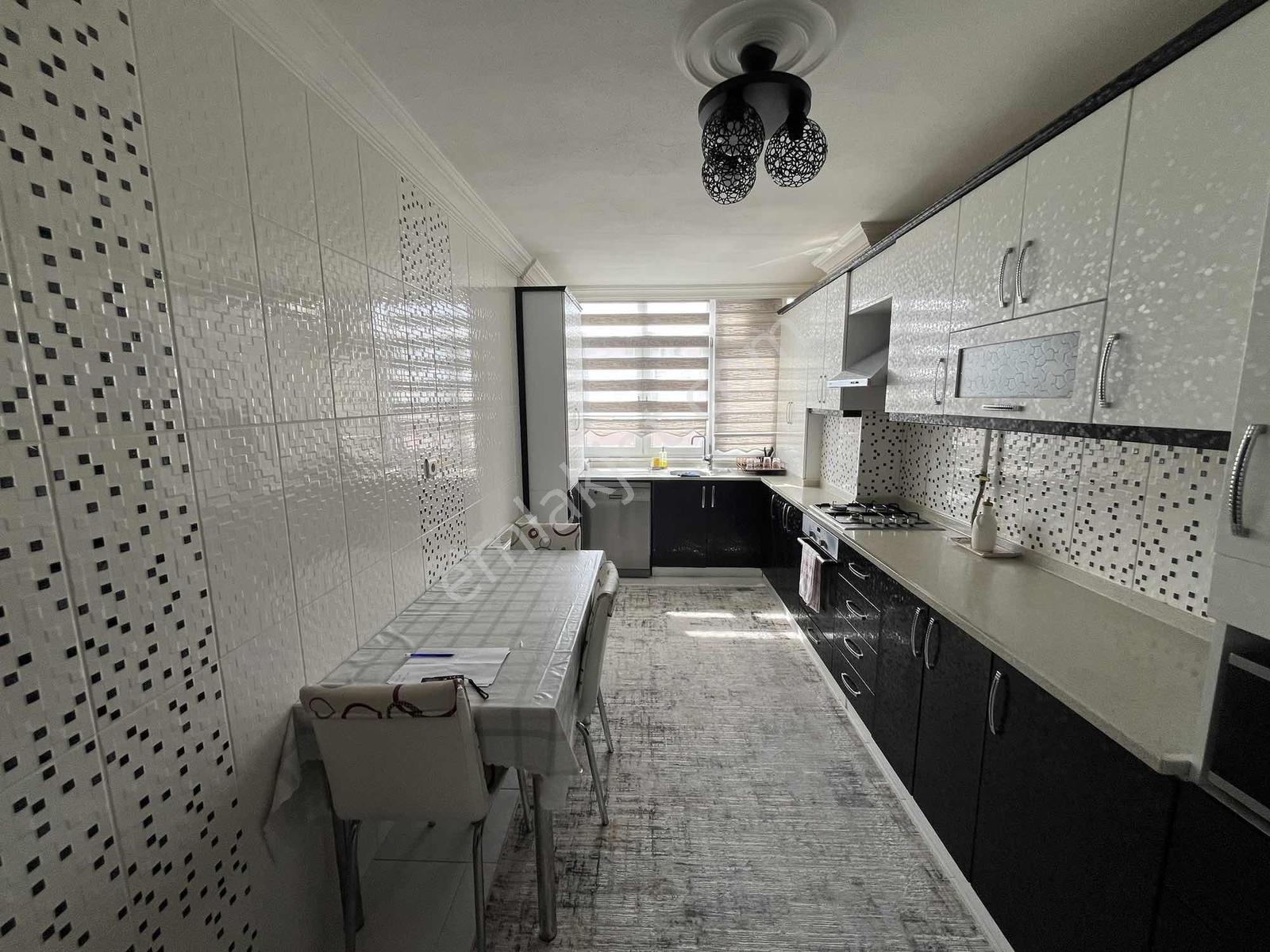 Satıık 4+1 Konum Ve Fiyat Avantajlı Masrafsız Daire - Görsel 33