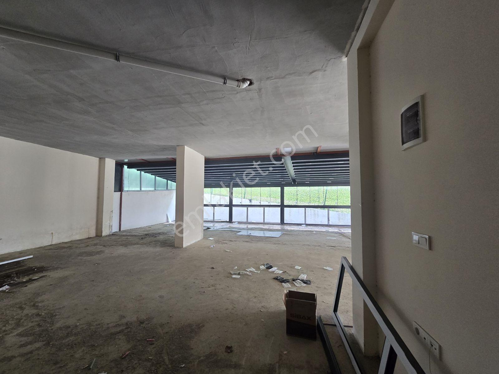 Pendik Ahmetyesevi Mahallesinde Kiralık Dükkan - Görsel 35