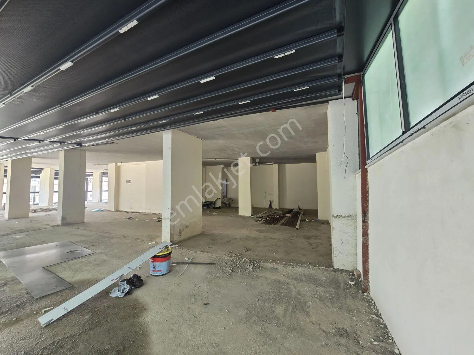 Pendik Ahmetyesevi Mahallesinde Kiralık Dükkan - Görsel 28