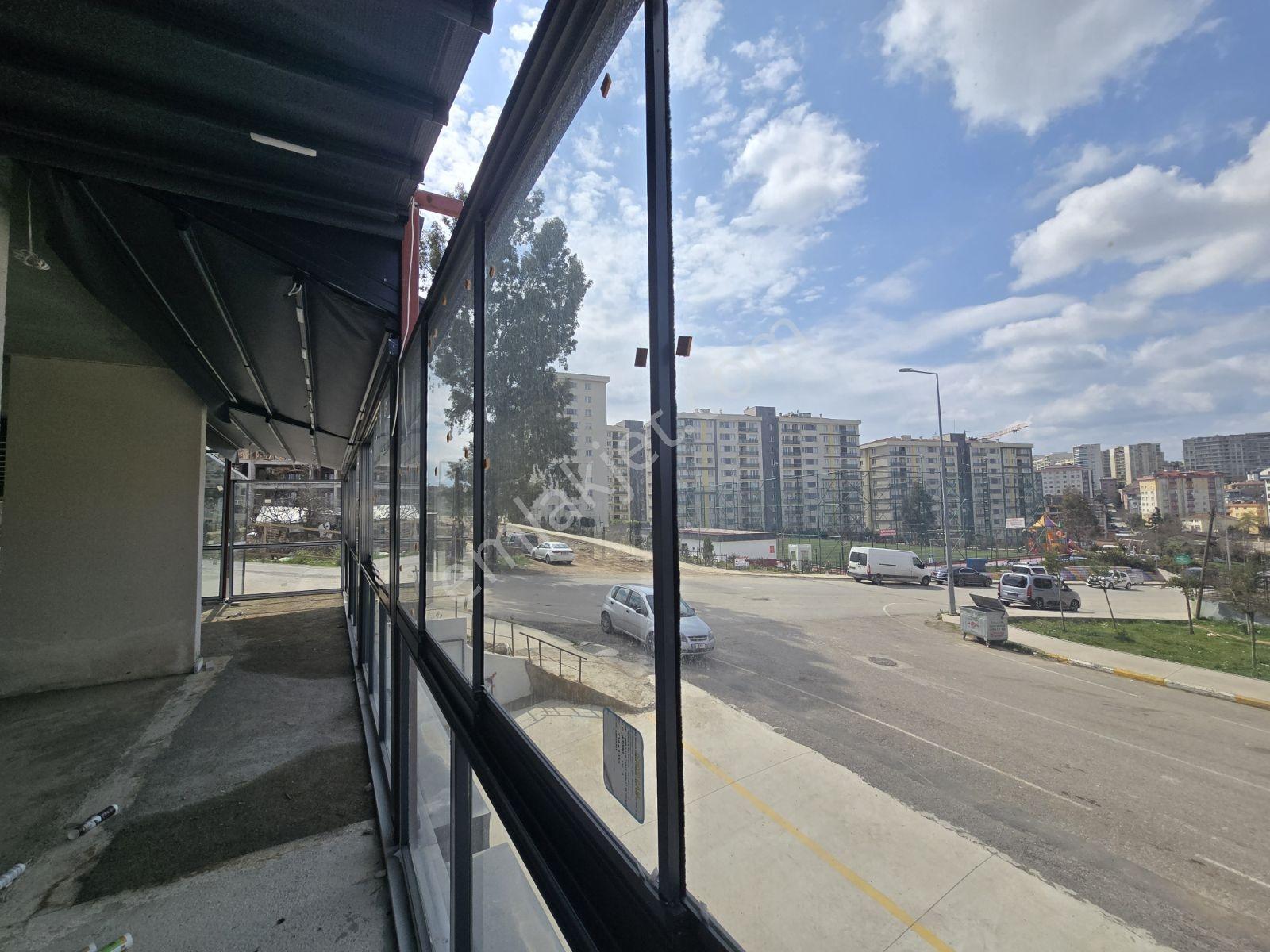 Pendik Ahmetyesevi Mahallesinde Kiralık Dükkan - Görsel 5