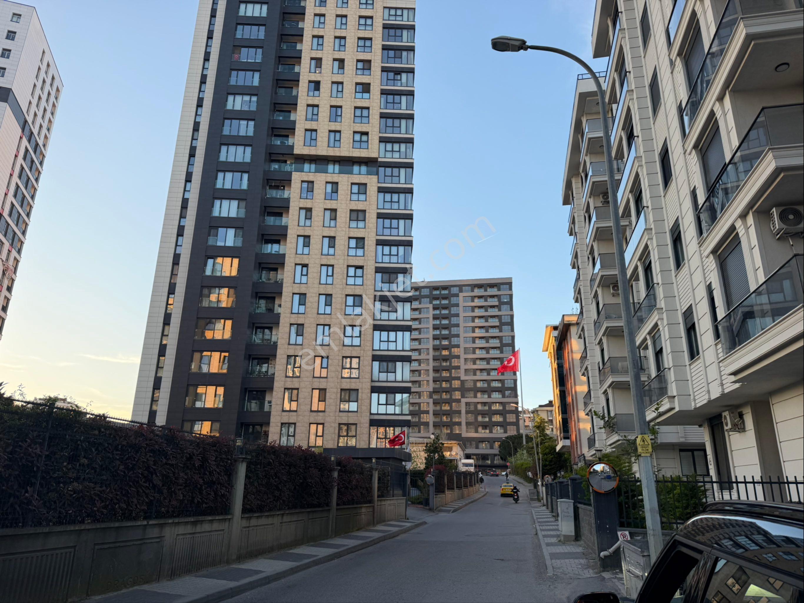 Maltepe Cevizli Tugay Yoluna Paralel İskanlı Satılık Dükkan - Görsel 19