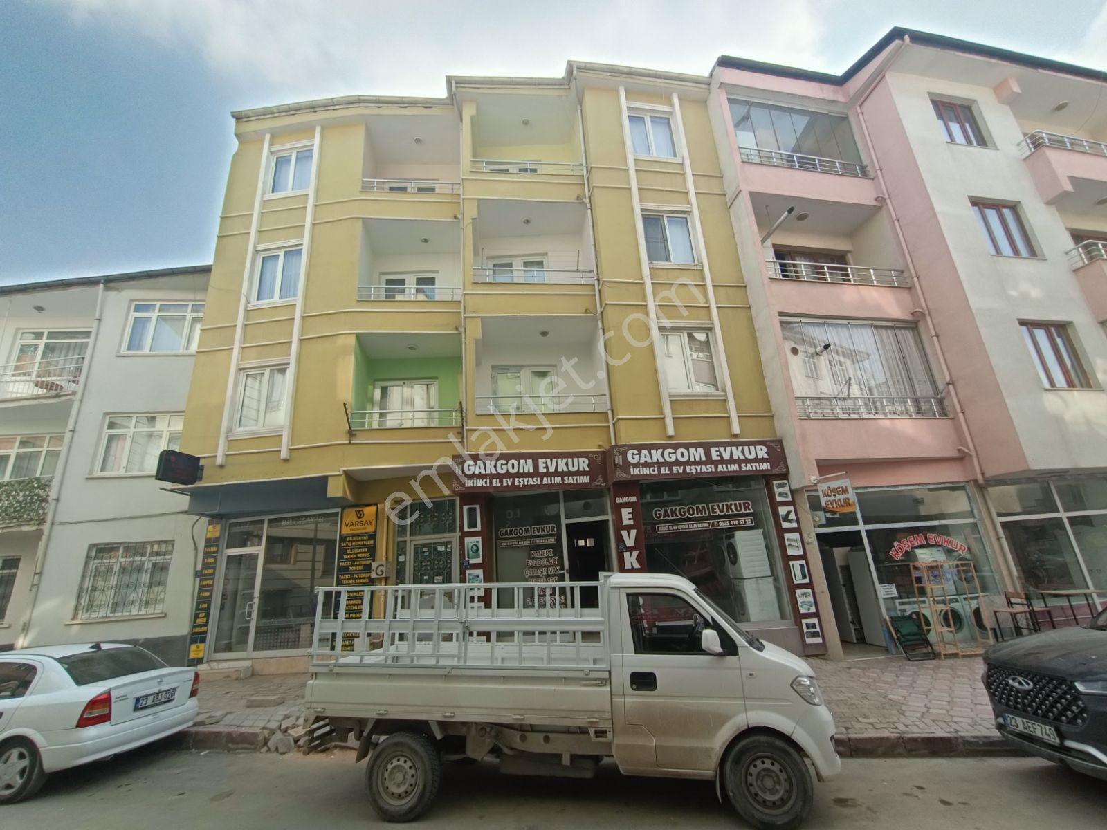 Üniversite Mah.'de Fırın Ruhsatlı Ve Bodrumlu Satılık Dükkan... - Görsel 3