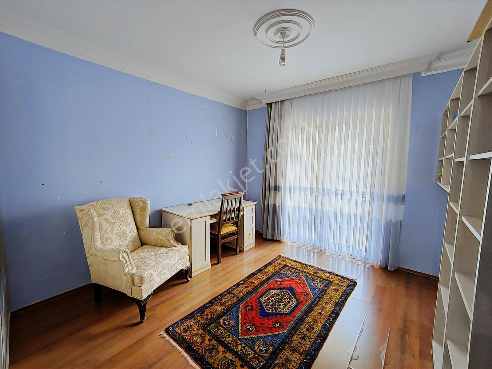 Remax-hür Fatma Yıldız Dan Baytur Sitesinde Satılık 3+1 - Görsel 4