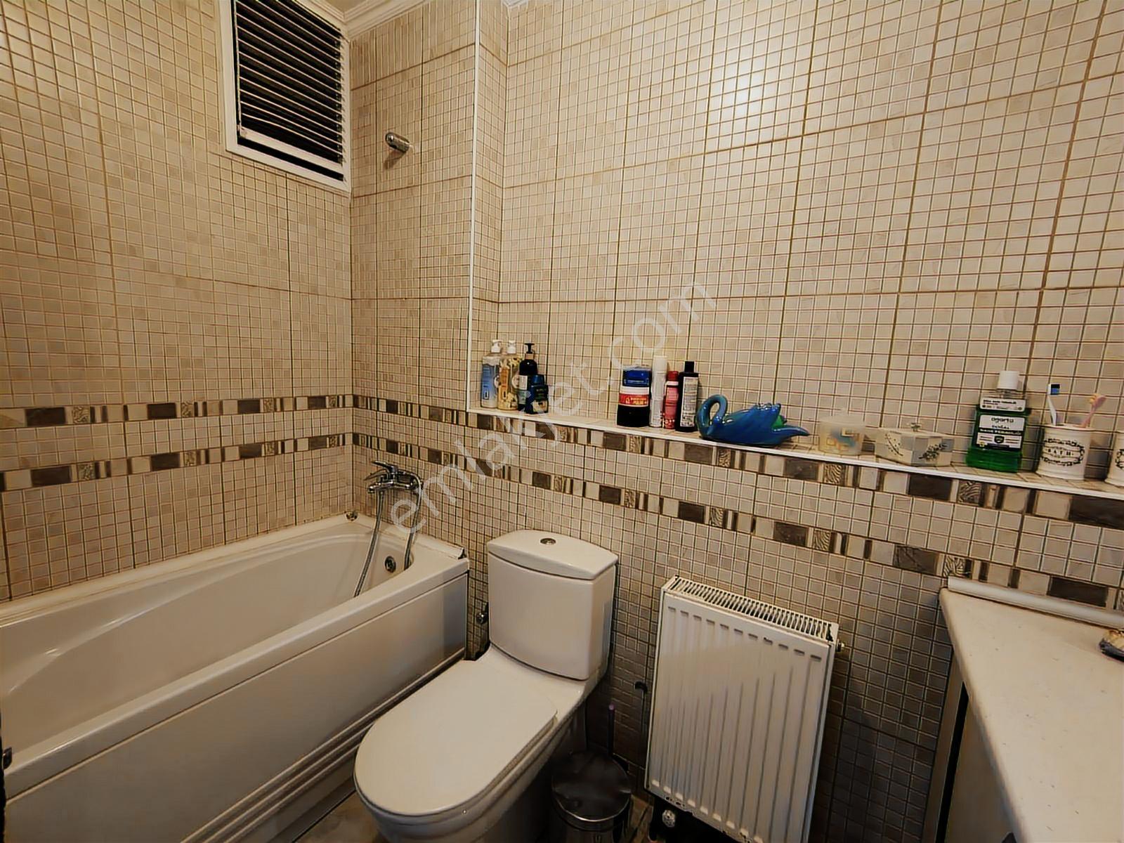 Remax-hür Fatma Yıldız Dan Baytur Sitesinde Satılık 3+1 - Görsel 5