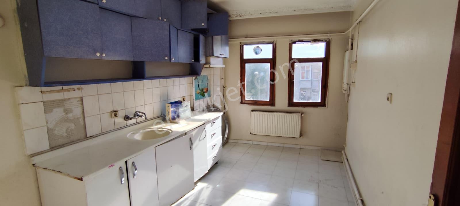 3+1 Kiralık Daire Çarşı Merkeze Yakın شقة 3+1 للإيجار بالقرب من - Görsel 3