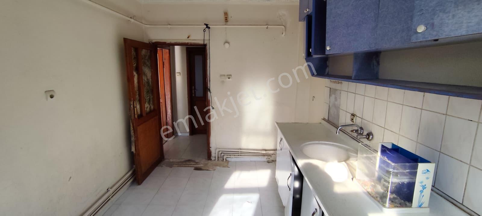 3+1 Kiralık Daire Çarşı Merkeze Yakın شقة 3+1 للإيجار بالقرب من - Görsel 4