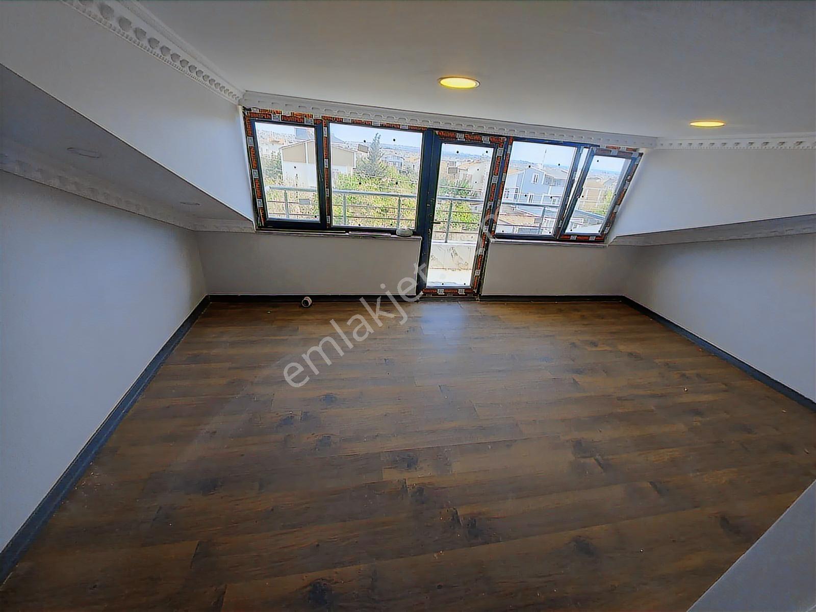 Marmara Ereğlisi Yeniçiftlik 4+1 Bağımsız Bahçeli Yazlık Villa - Görsel 14