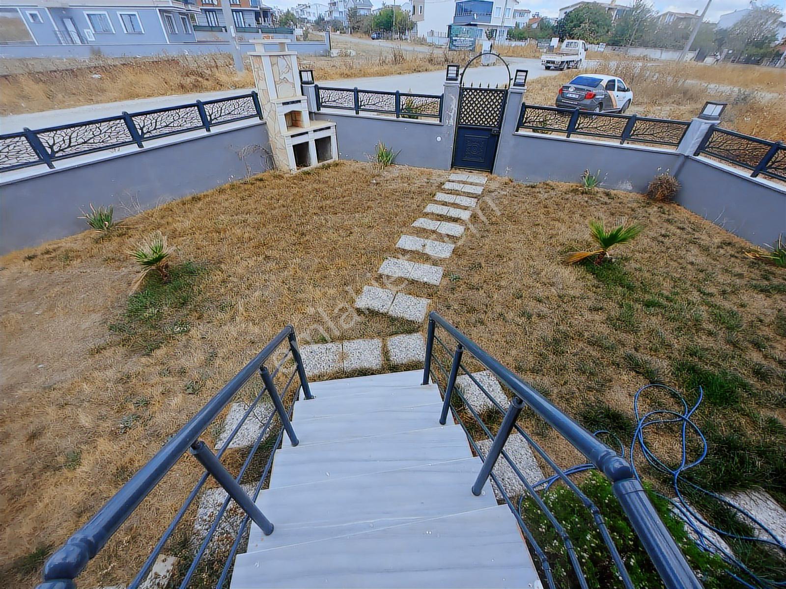 Marmara Ereğlisi Yeniçiftlik 4+1 Bağımsız Bahçeli Yazlık Villa - Görsel 9