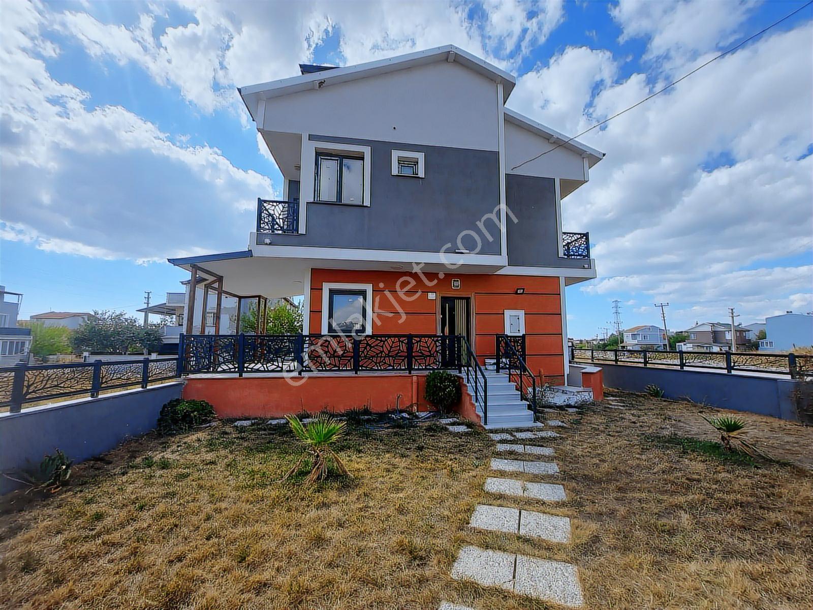 Marmara Ereğlisi Yeniçiftlik 4+1 Bağımsız Bahçeli Yazlık Villa - Görsel 29