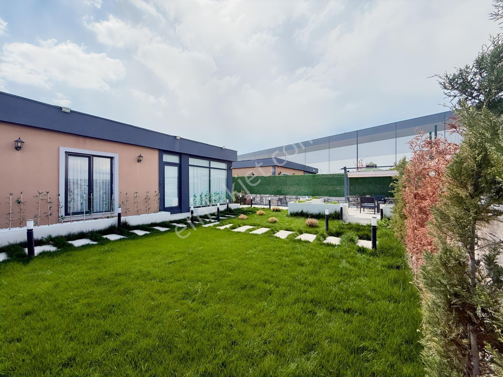 Temelli Cumhuriyet Satılık Ultra Lüx Eşyalı Villa - Görsel 10