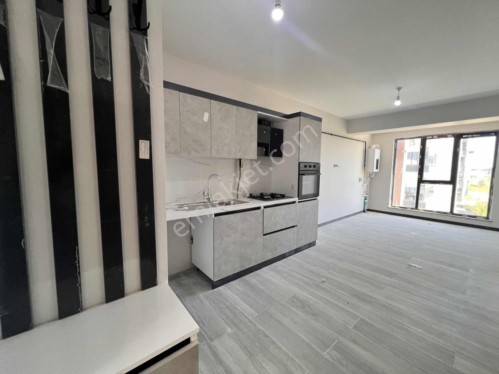 Çerkezköy Tepe Yolunda Prestijli Konumda 1+1 Kiralık Daire - Görsel 23