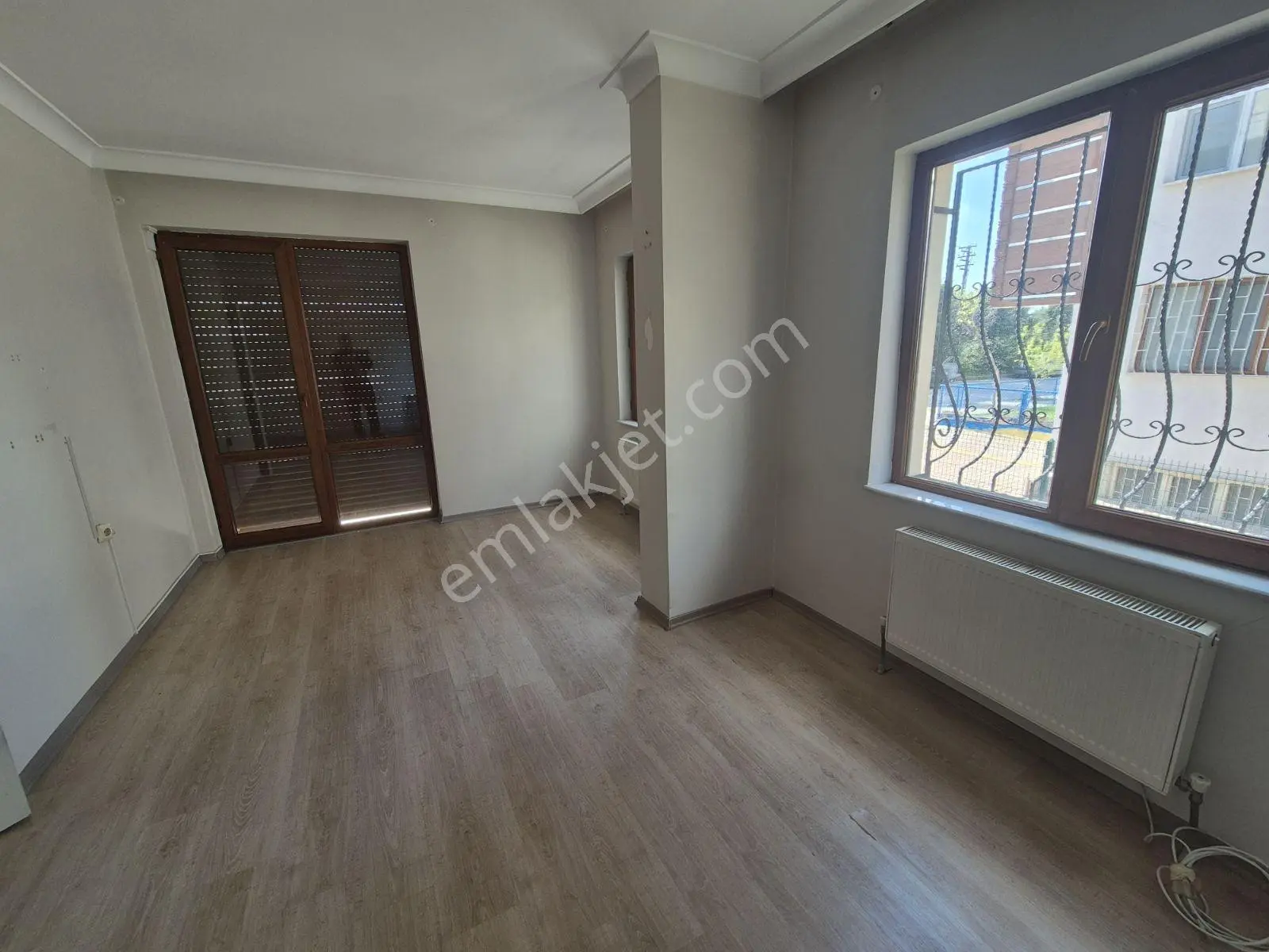 Ank Yenimahalle Gazi Mahal Satılık Tek Daire Fiyatına 2 Daire - Görsel 3