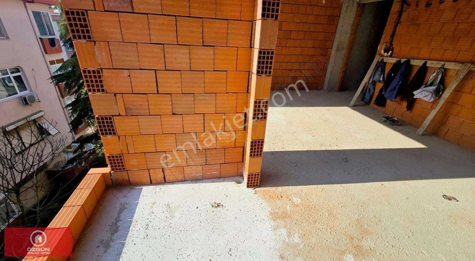 Özgün Emlaktan Ana Cadde Üzeri Sahile Yakın 3+1 Satılık Daire. - Görsel 13