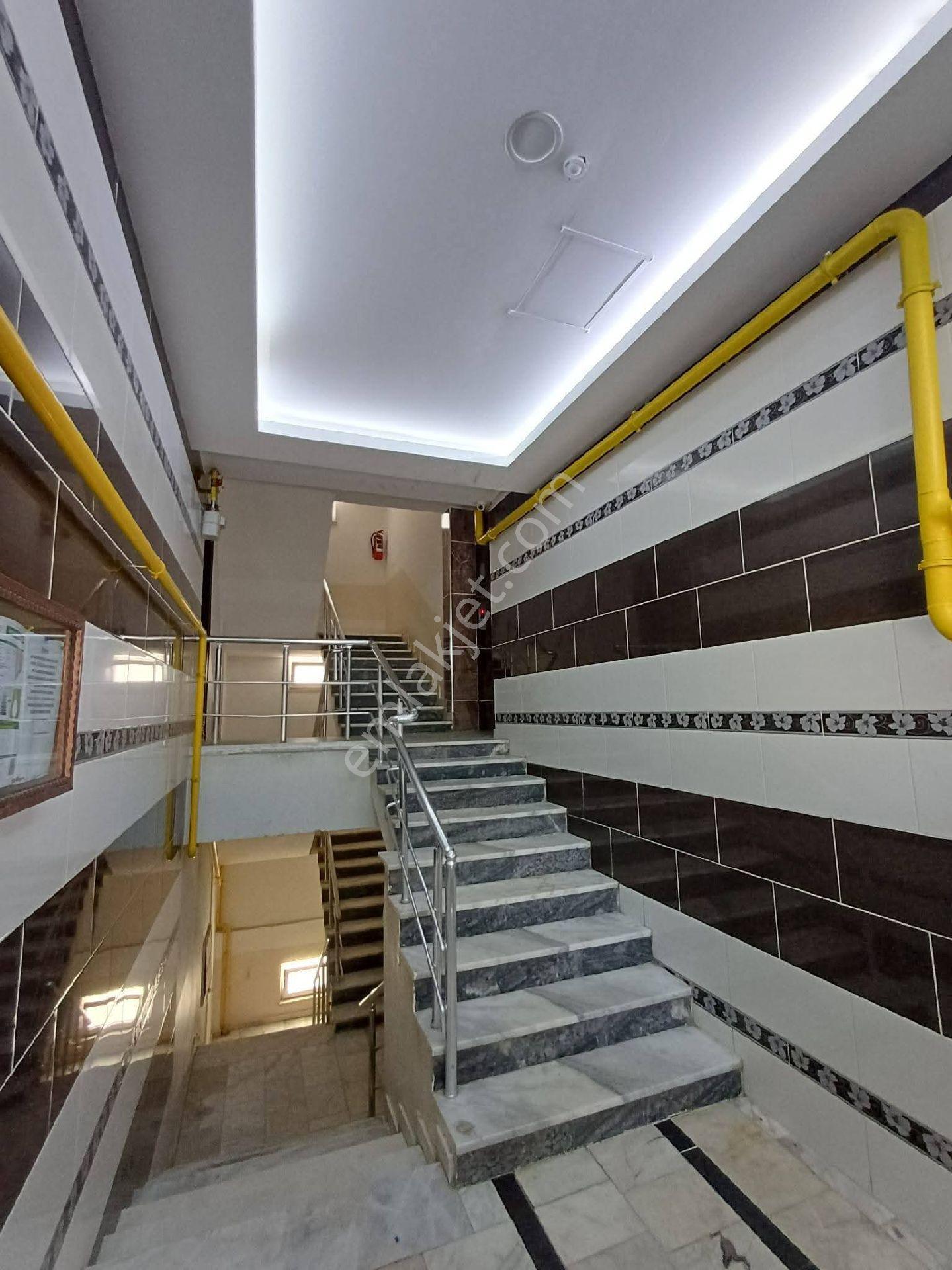 Samsun İlkadım Kazım Karabekir Mahallesi'nde İskanlı Cadde Üzerinde Asansörlü - Görsel 31